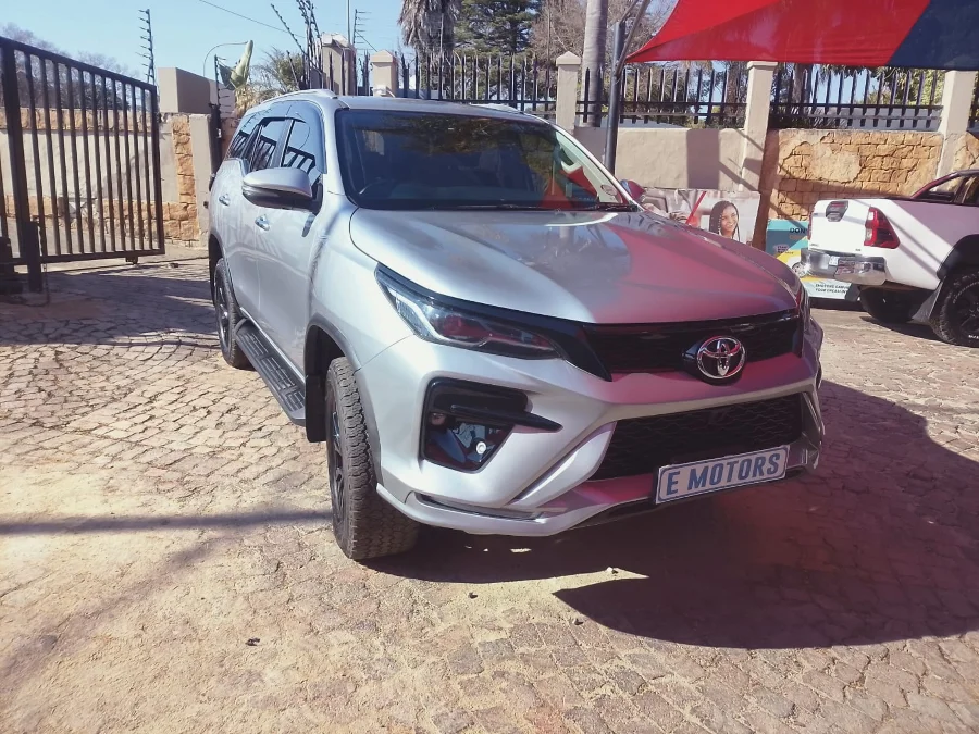 Used 2022 Toyota Fortuner 2.8GD-6 VX - E Motors Used 2022 Toyota Fortuner 2.8GD-6 VX - E Motors
