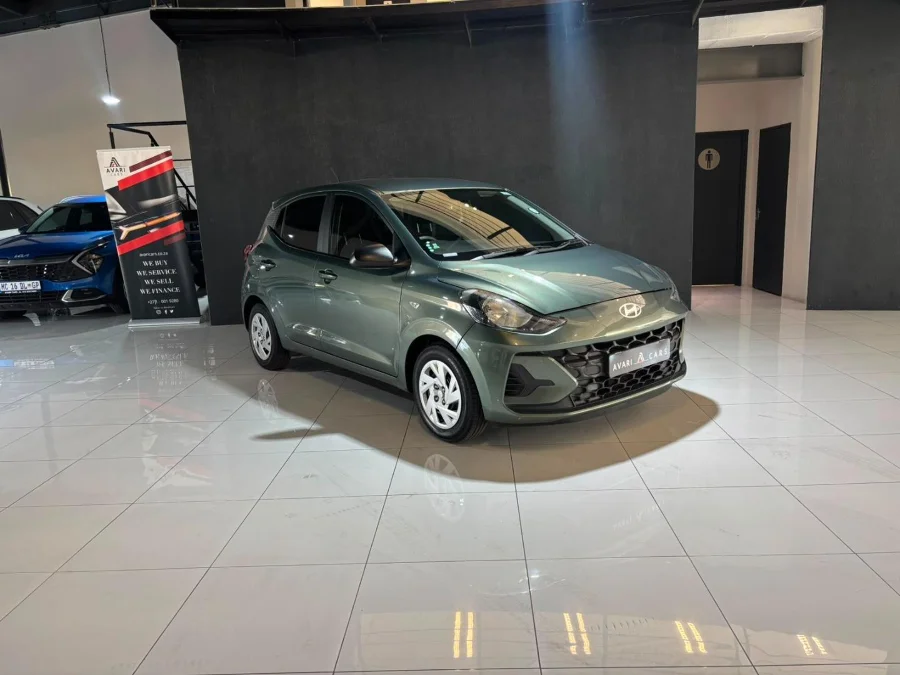 Used 2025 Hyundai Grand i10 1.0 Premium hatch - Avari Cars Used 2025 Hyundai Grand i10 1.0 Premium hatch - Avari Cars