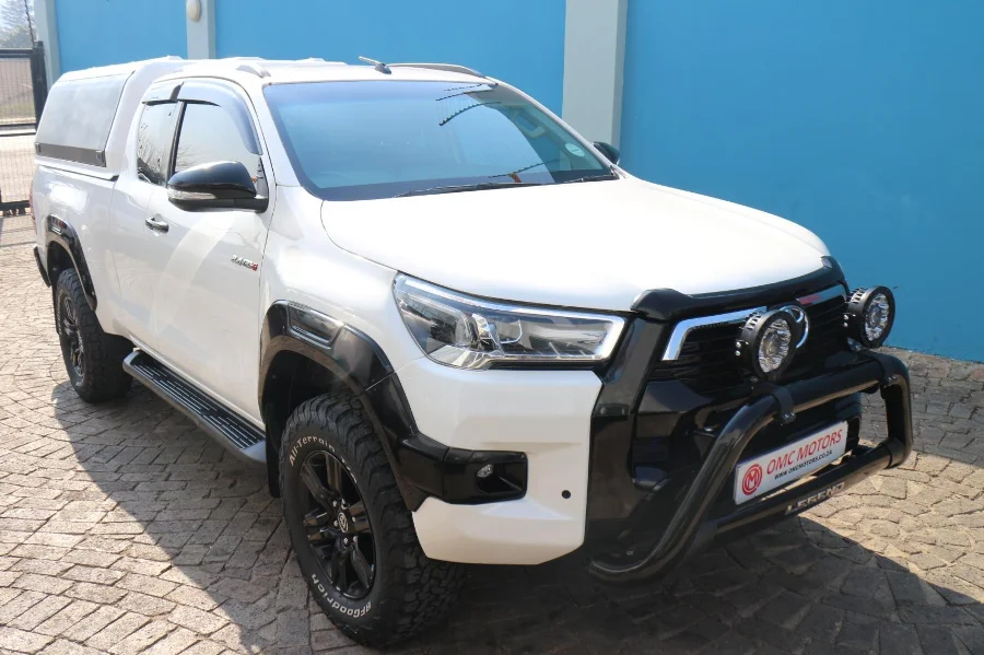 Used 2023 Toyota Hilux 2.4GD-6 double cab Raider manual - OMC Motors Used 2023 Toyota Hilux 2.4GD-6 double cab Raider manual - OMC Motors