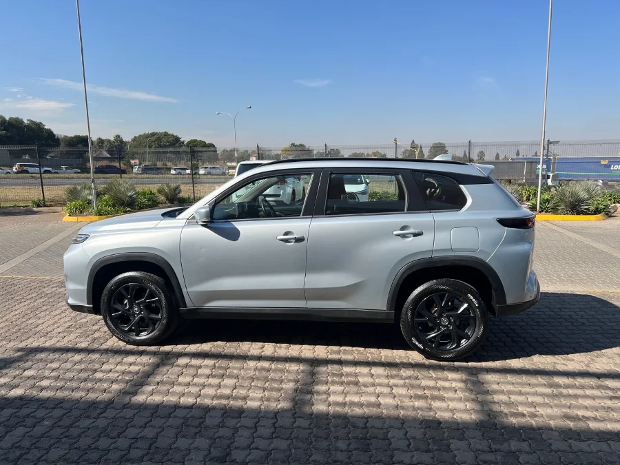 Used 2025 Toyota Urban Cruiser 1.5 XR auto - CFAO Mobility Toyota Carnival Used 2025 Toyota Urban Cruiser 1.5 XR auto - CFAO Mobility Toyota Carnival