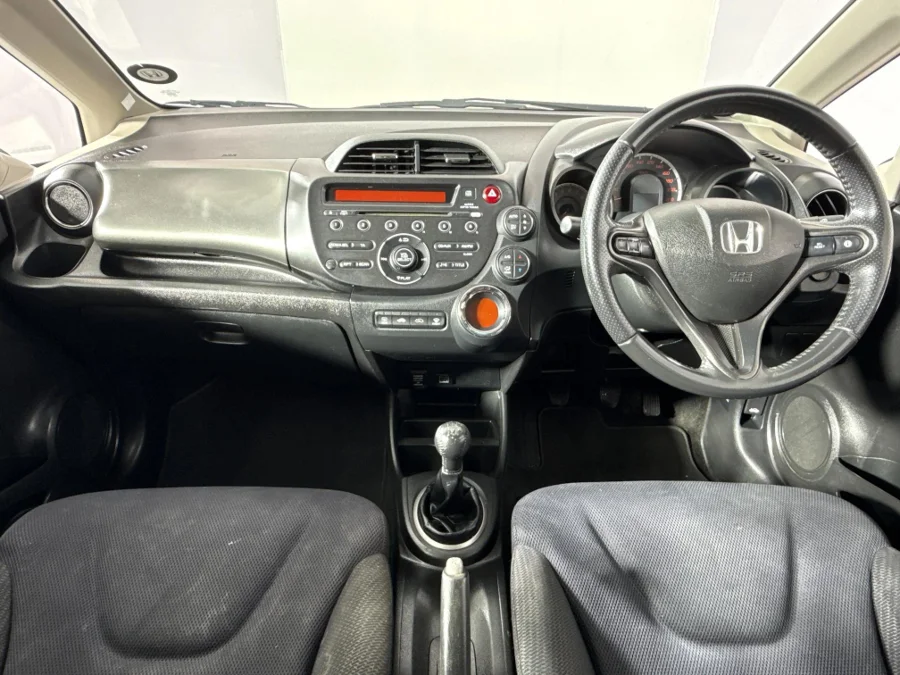 Used 2011 Honda Jazz 1.5 Elegance - WeBuyCars Rustenburg Used 2011 Honda Jazz 1.5 Elegance - WeBuyCars Rustenburg
