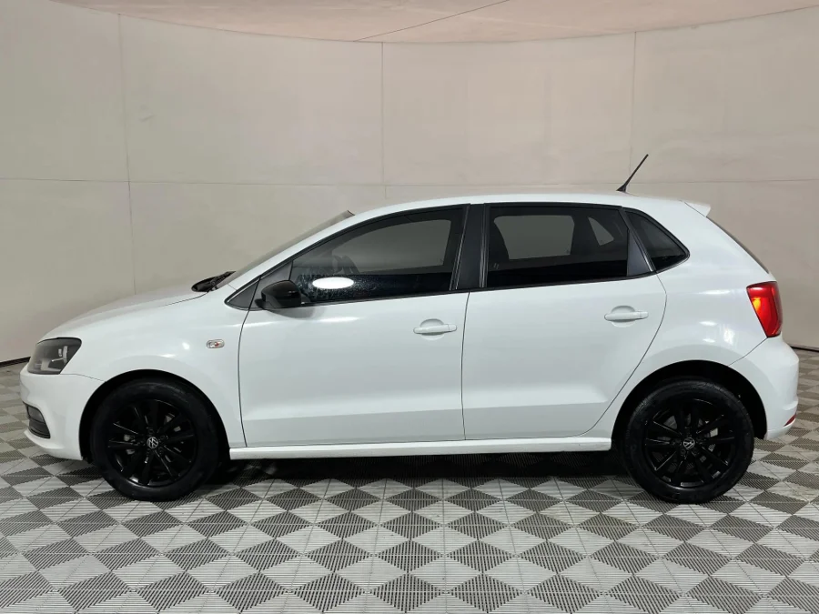 Used 2018 Volkswagen Polo Vivo hatch 1.4 Trendline - WeBuyCars JHB South