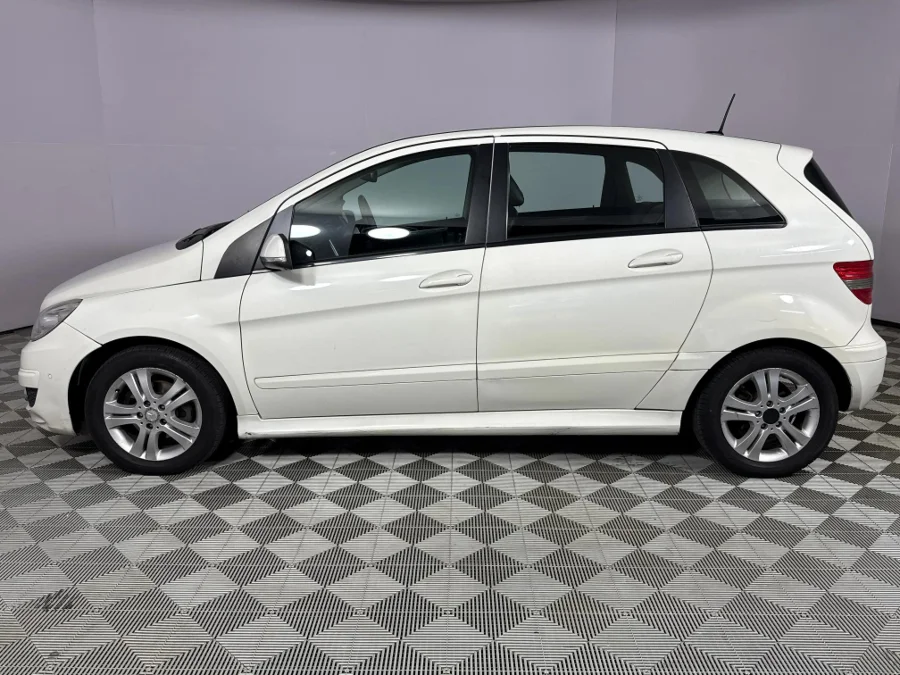 Used 2011 Mercedes-Benz B-Class B180 auto - WeBuyCars Durban Used 2011 Mercedes-Benz B-Class B180 auto - WeBuyCars Durban