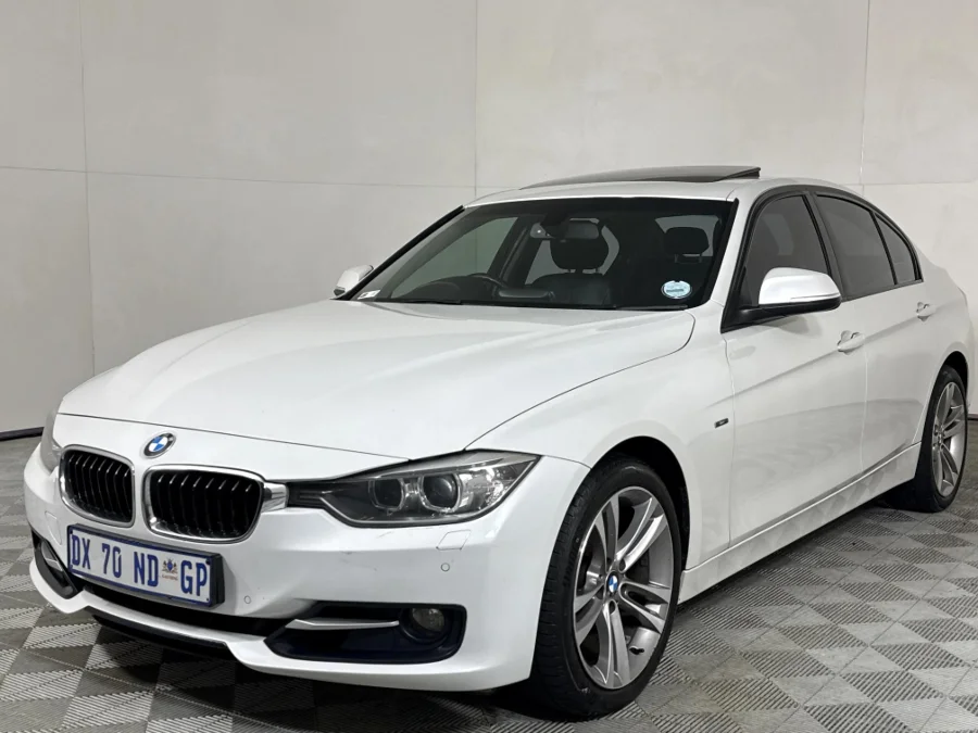 Used 2015 BMW 3 Series 320i Sport auto - WeBuyCars JHB South Used 2015 BMW 3 Series 320i Sport auto - WeBuyCars JHB South