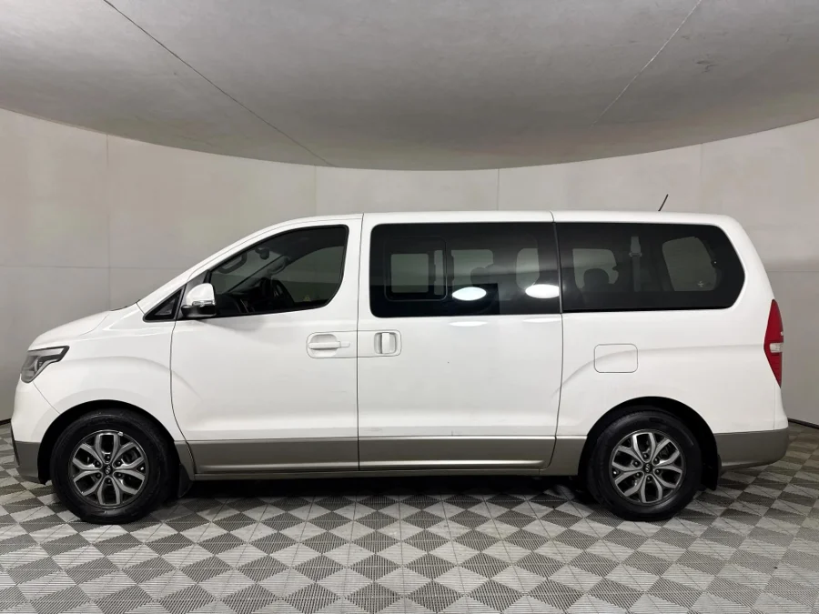 Used 2021 Hyundai H-1 2.5VGTi bus Elite 9-seater - WeBuyCars JHB South Used 2021 Hyundai H-1 2.5VGTi bus Elite 9-seater - WeBuyCars JHB South