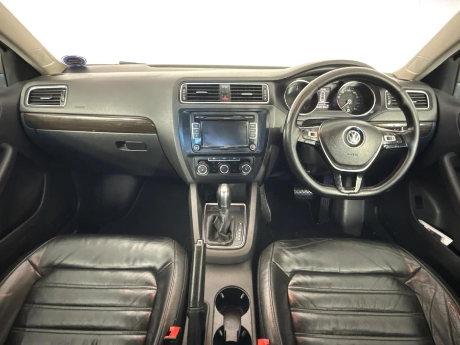 Used 2015 Volkswagen Jetta 1.6TDI Comfortline auto - WeBuyCars George Used 2015 Volkswagen Jetta 1.6TDI Comfortline auto - WeBuyCars George