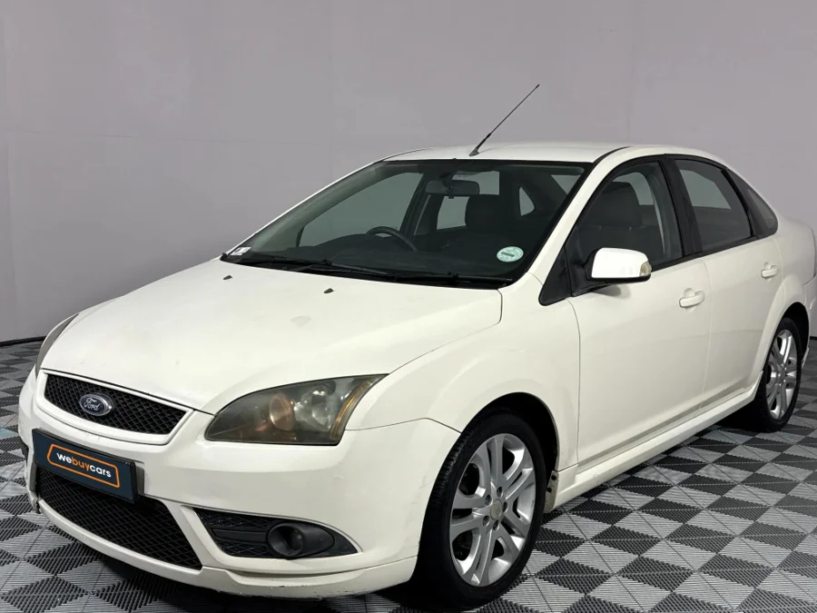 Used 2009 Ford Focus 2.0 4-door Trend auto - WeBuyCars Brackenfell Cape Town Used 2009 Ford Focus 2.0 4-door Trend auto - WeBuyCars Brackenfell Cape Town