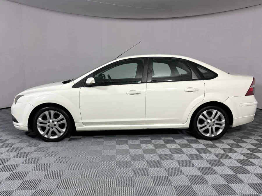 Used 2009 Ford Focus 2.0 4-door Trend auto - WeBuyCars Brackenfell Cape Town Used 2009 Ford Focus 2.0 4-door Trend auto - WeBuyCars Brackenfell Cape Town