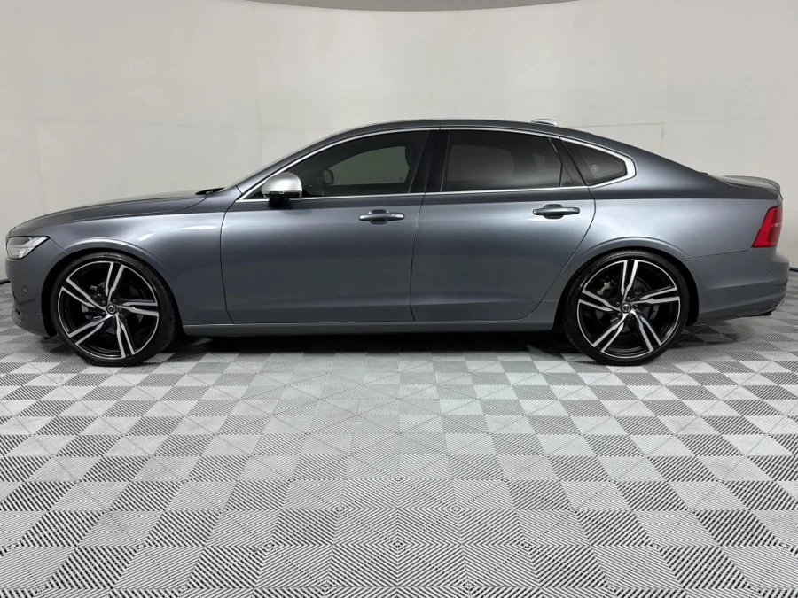 Used 2017 Volvo S90 D5 AWD R-Design - WeBuyCars Vereeniging