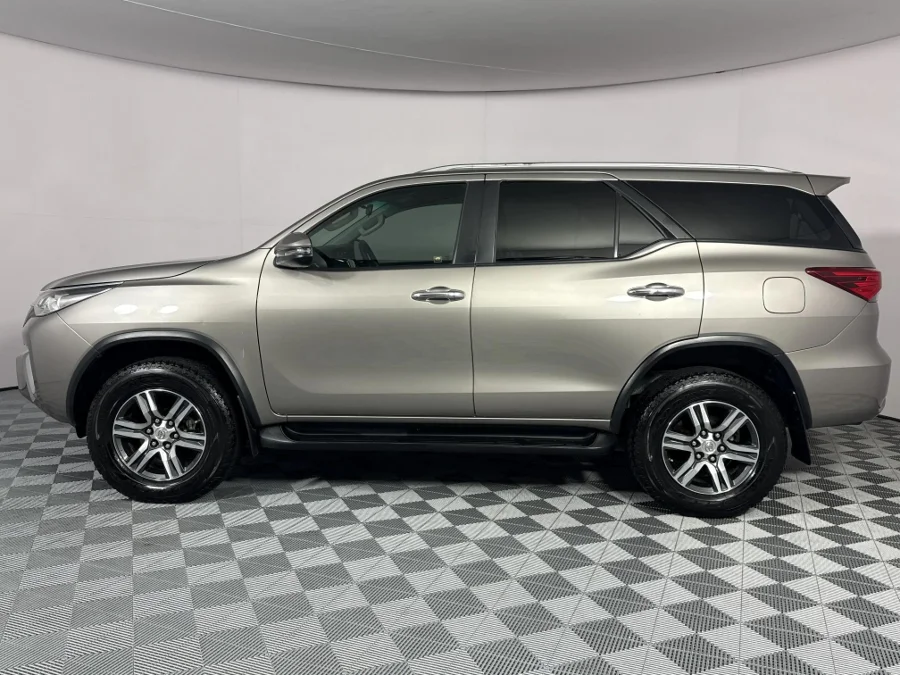 Used 2019 Toyota Fortuner 2.4GD-6 4x4 auto - WeBuyCars Lansdowne