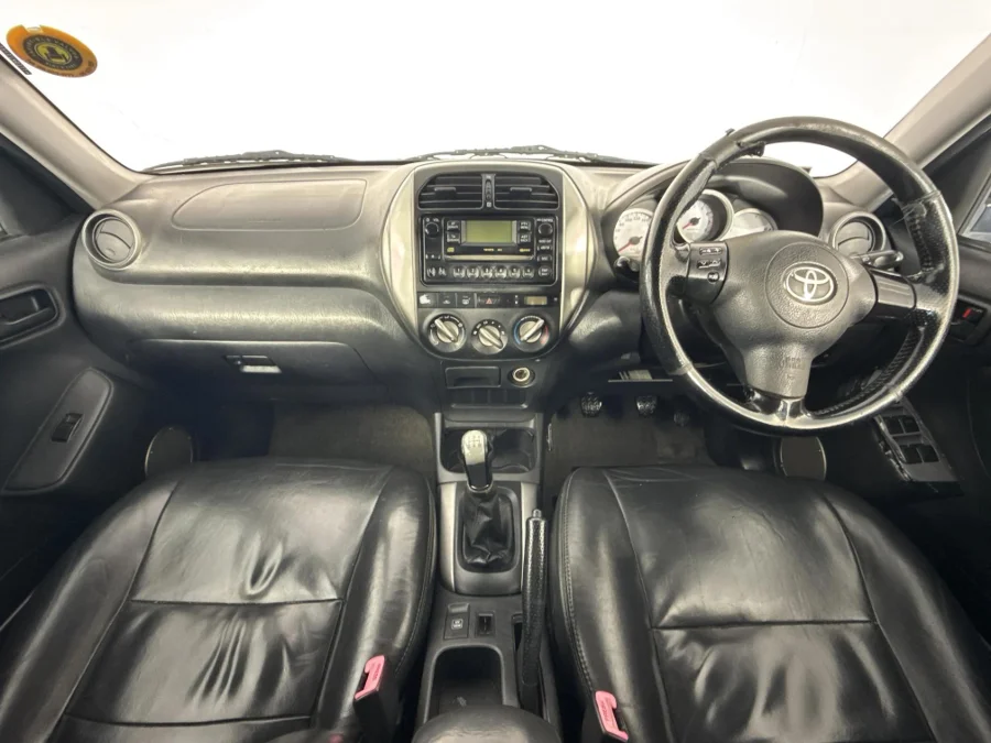 Used 2005 Toyota RAV4 180 5-door - WeBuyCars George Used 2005 Toyota RAV4 180 5-door - WeBuyCars George