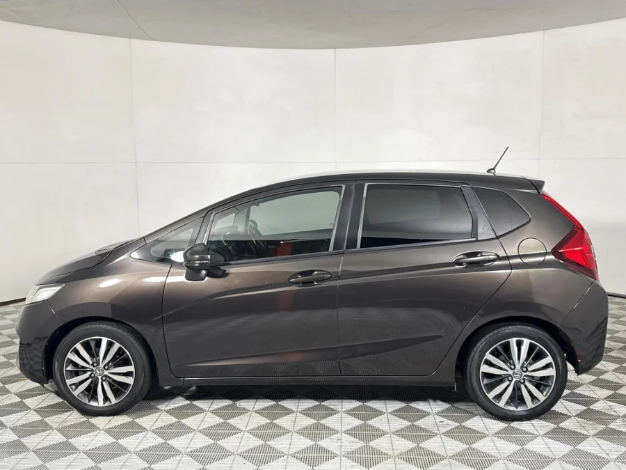 Used 2015 Honda Jazz 1.5 Dynamic auto - WeBuyCars JHB South Used 2015 Honda Jazz 1.5 Dynamic auto - WeBuyCars JHB South