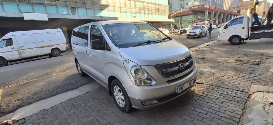 Used 2012 Hyundai H-1 2.4 bus Executive - Andy Auto Used 2012 Hyundai H-1 2.4 bus Executive - Andy Auto