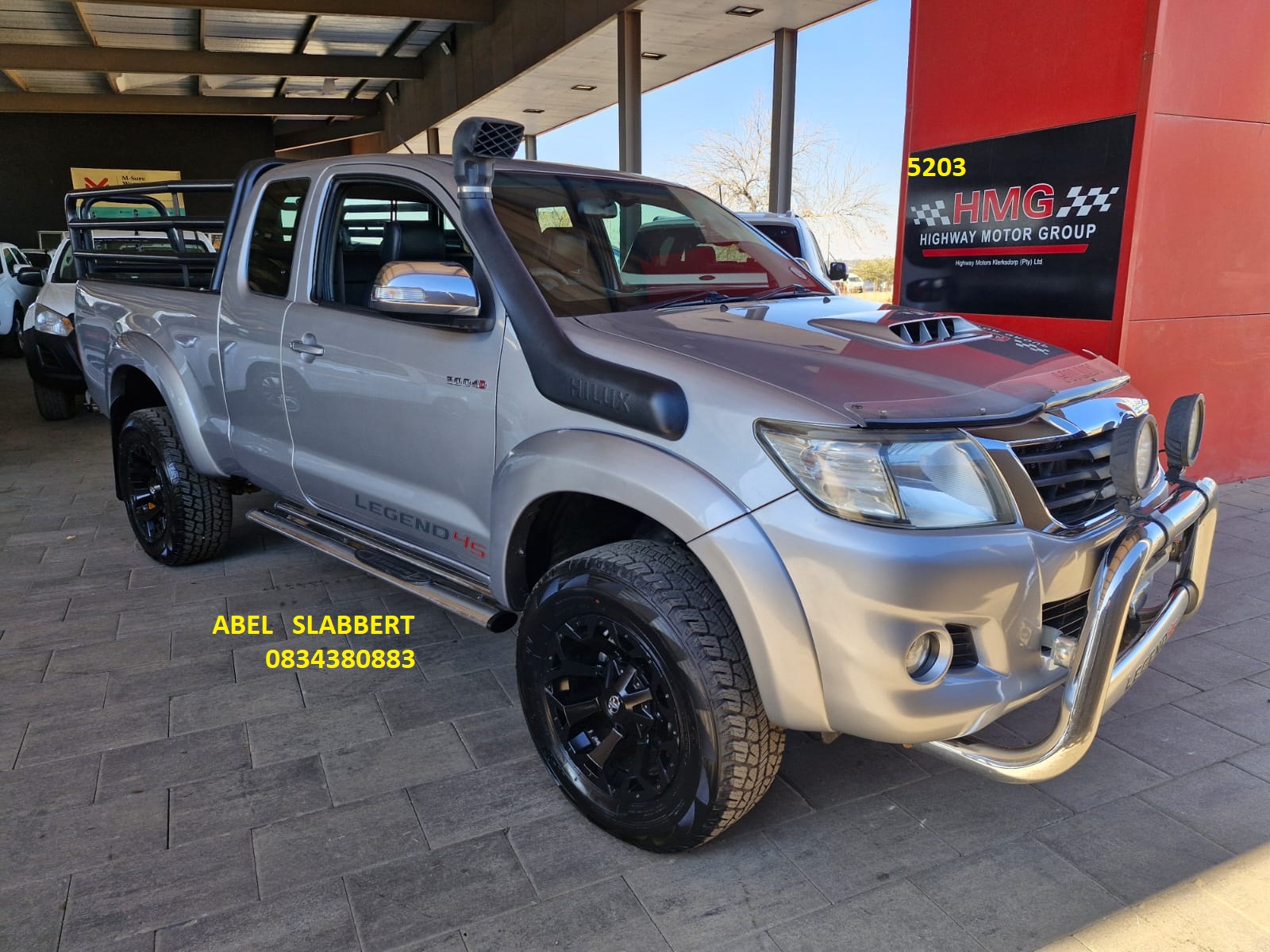 Used 2015 Toyota Hilux 3.0D-4D Xtra cab Raider Legend 45
