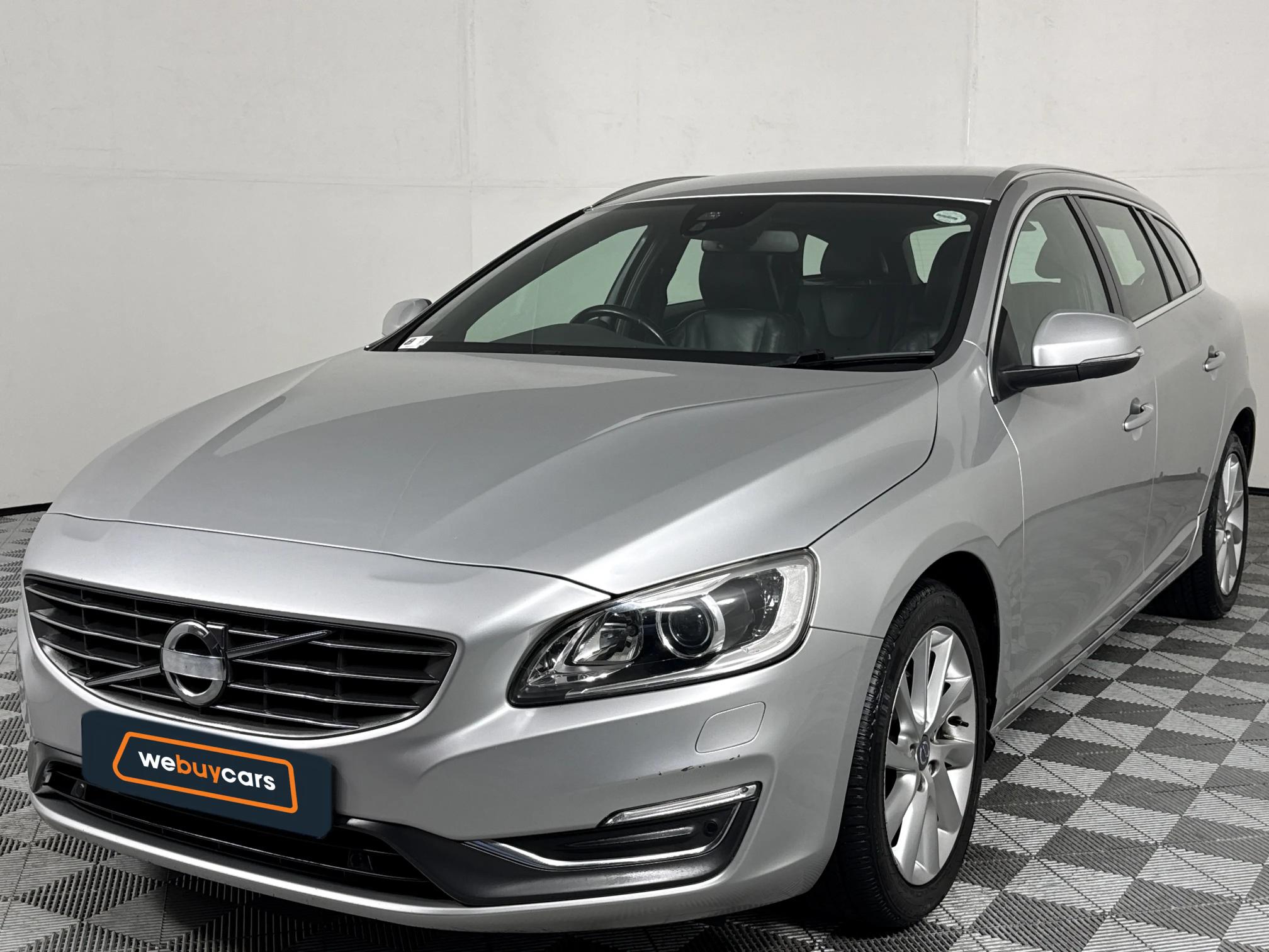 Used 2014 Volvo V60 T3 Excel auto