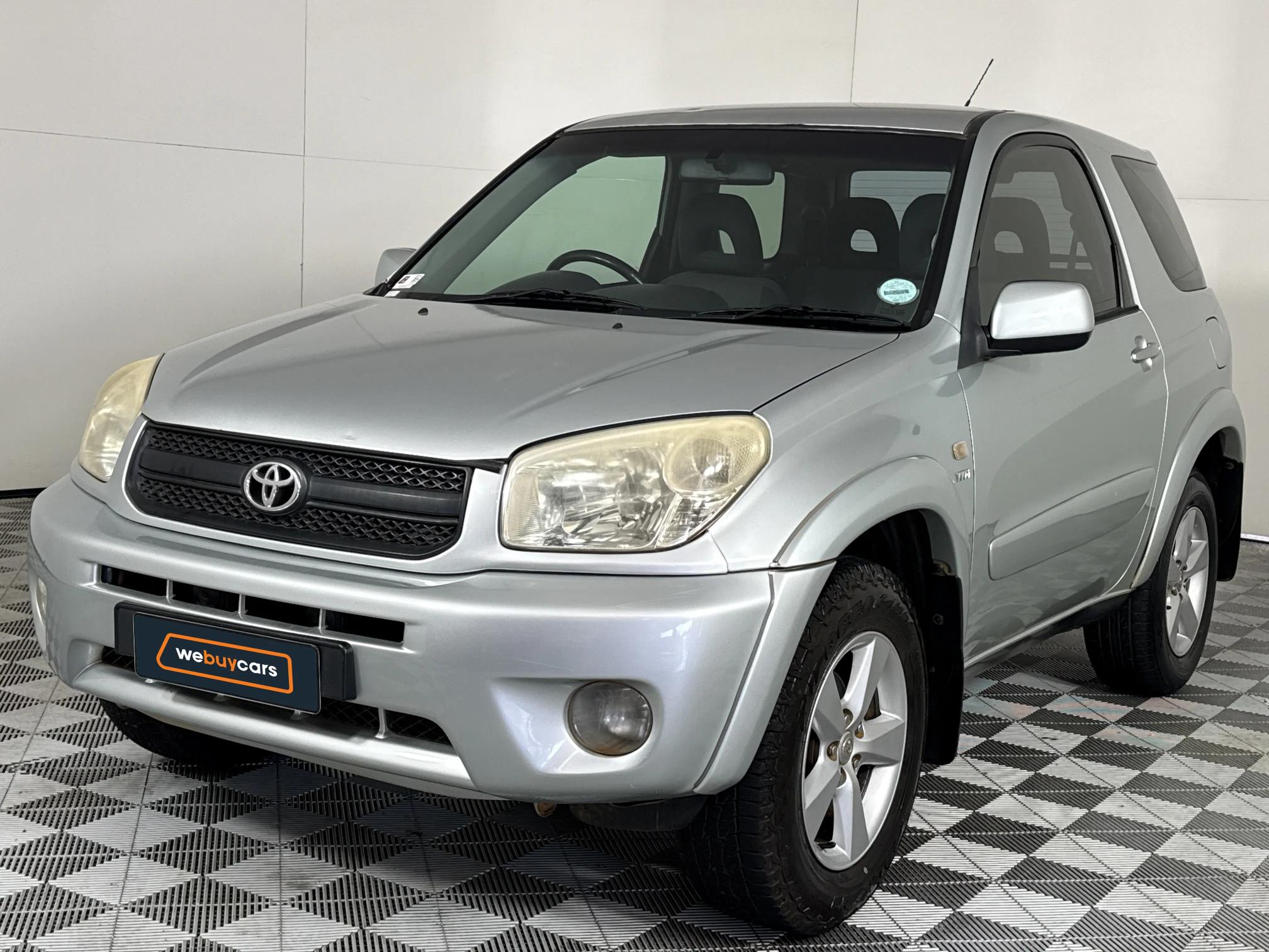 Used 2004 Toyota RAV4 180 3-door