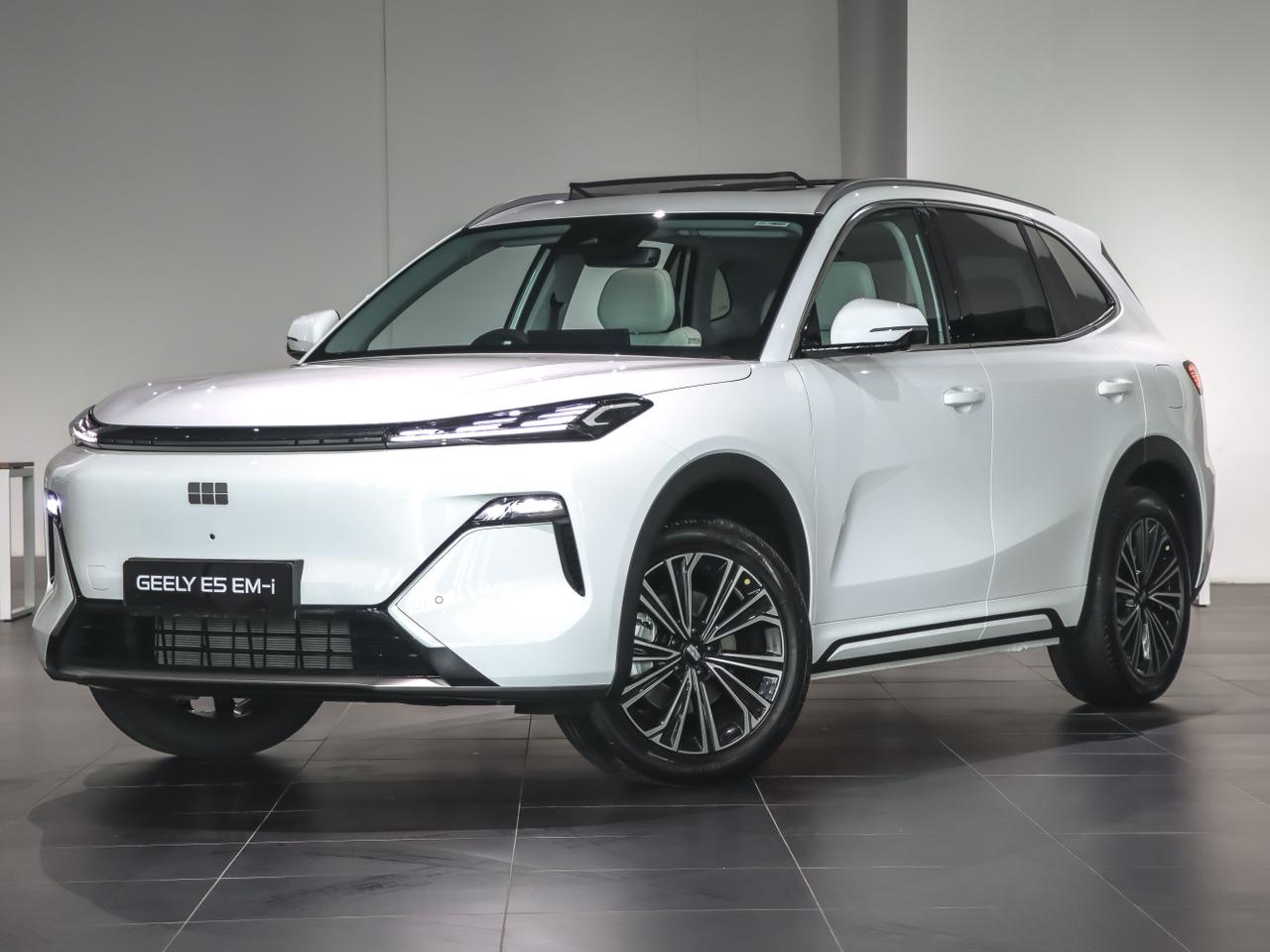 New 2026 Geely E5 EM-i Apex