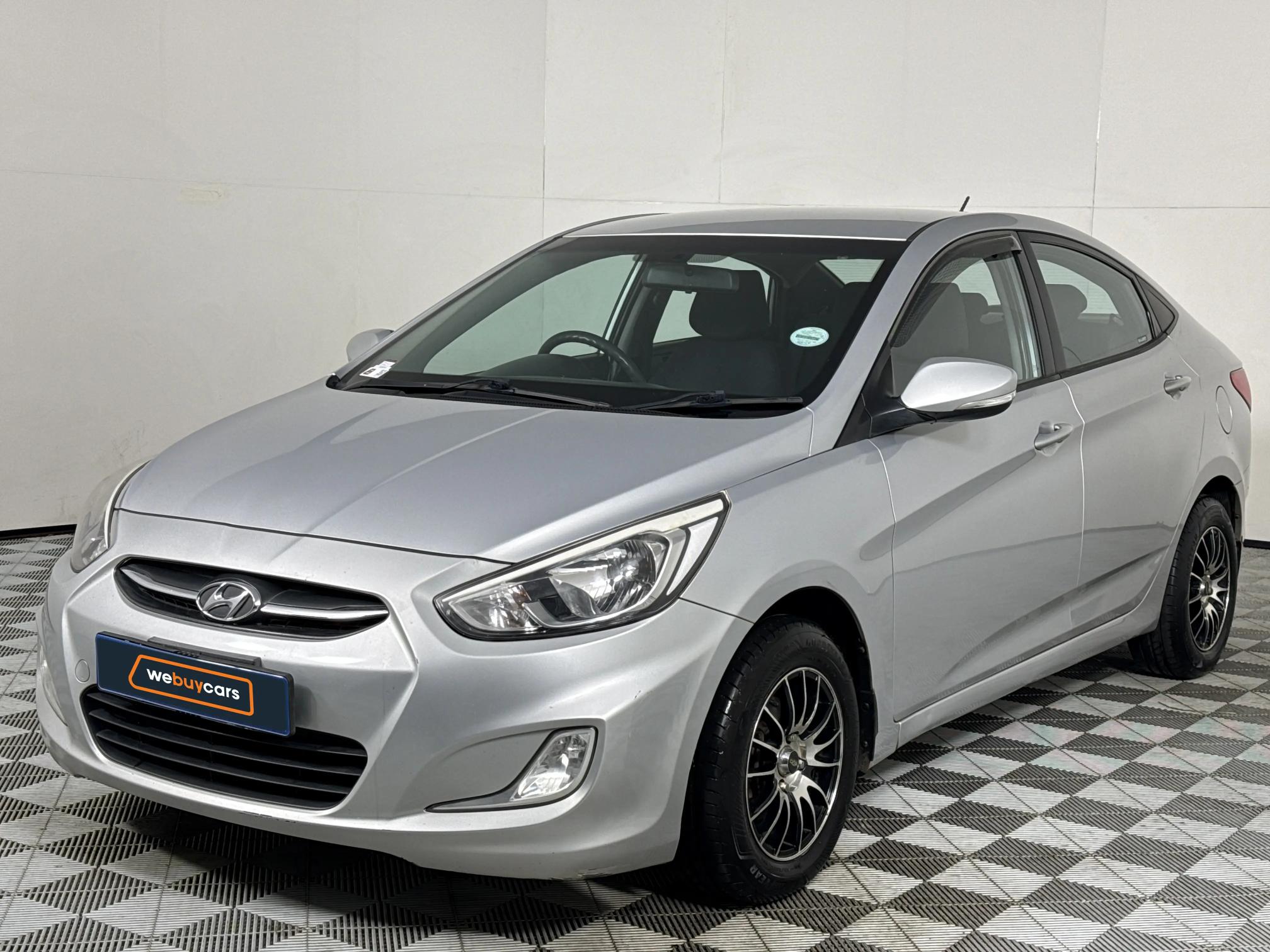 Used 2015 Hyundai Accent sedan 1.6 Fluid