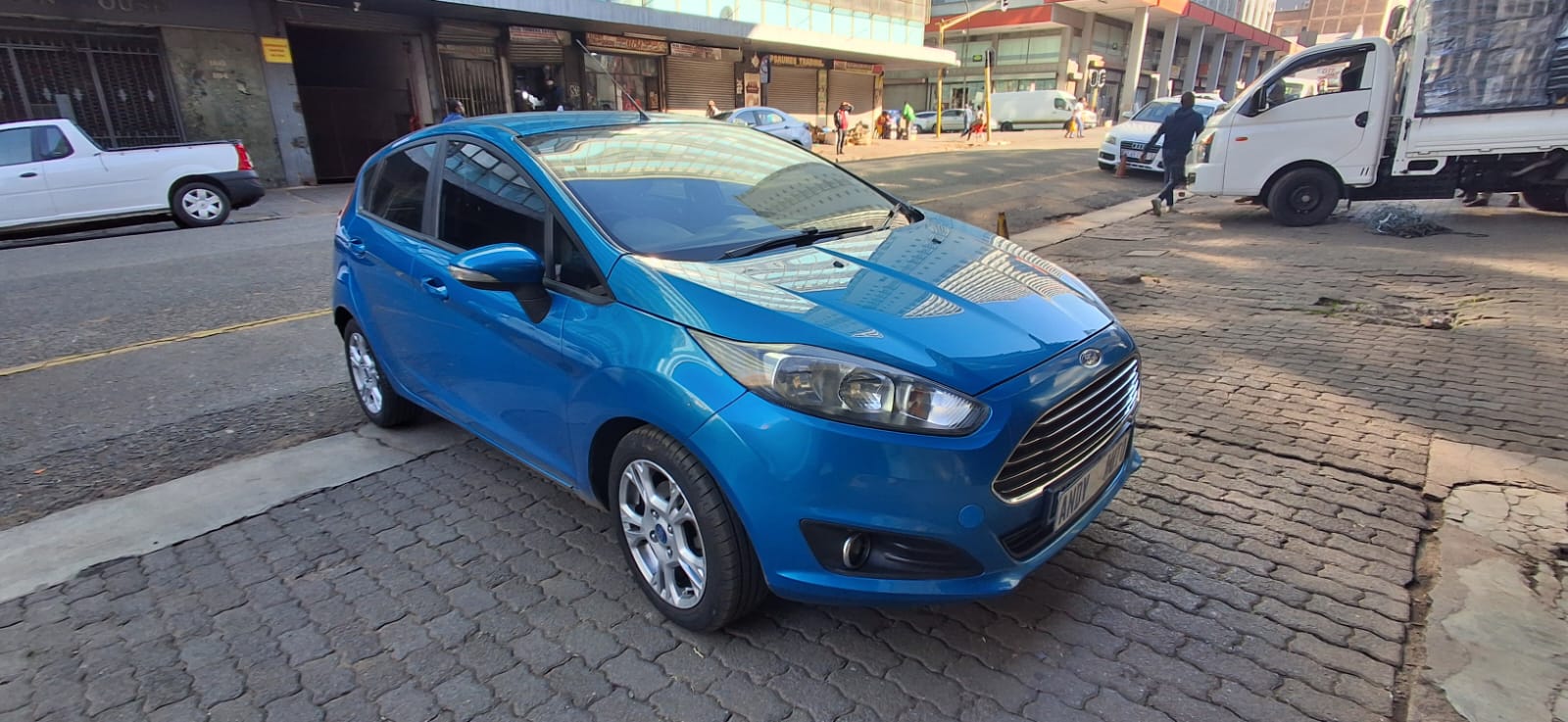 Used 2015 Ford Fiesta 5-door 1.0T Ambiente auto