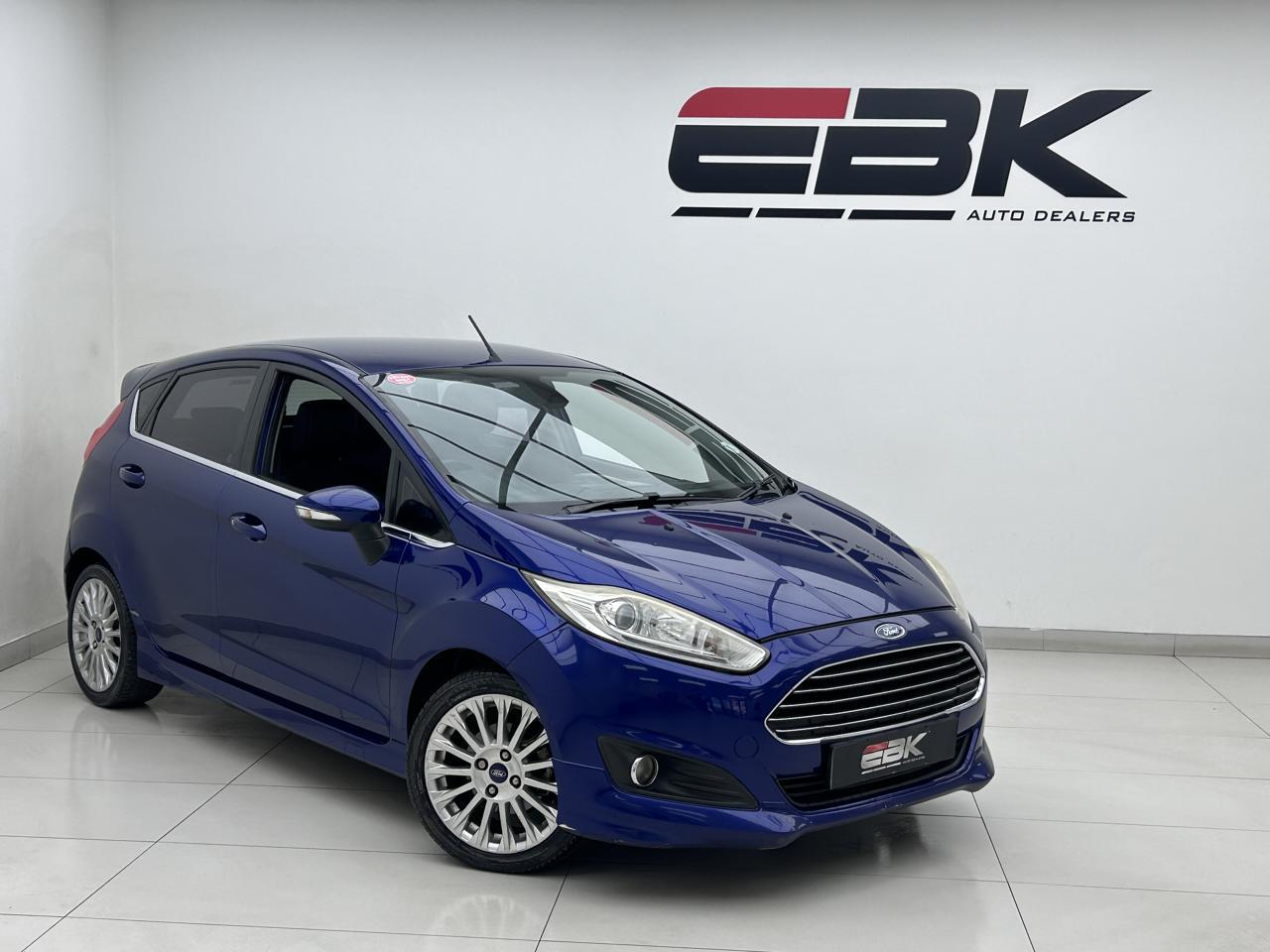Used 2015 Ford Fiesta 5-door 1.0T Titanium auto