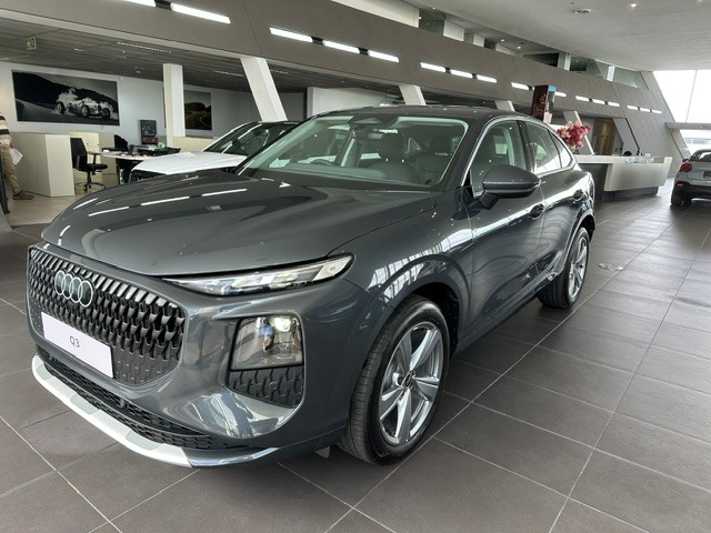 New 2026 Audi Q3 Sportback TFSI Advanced