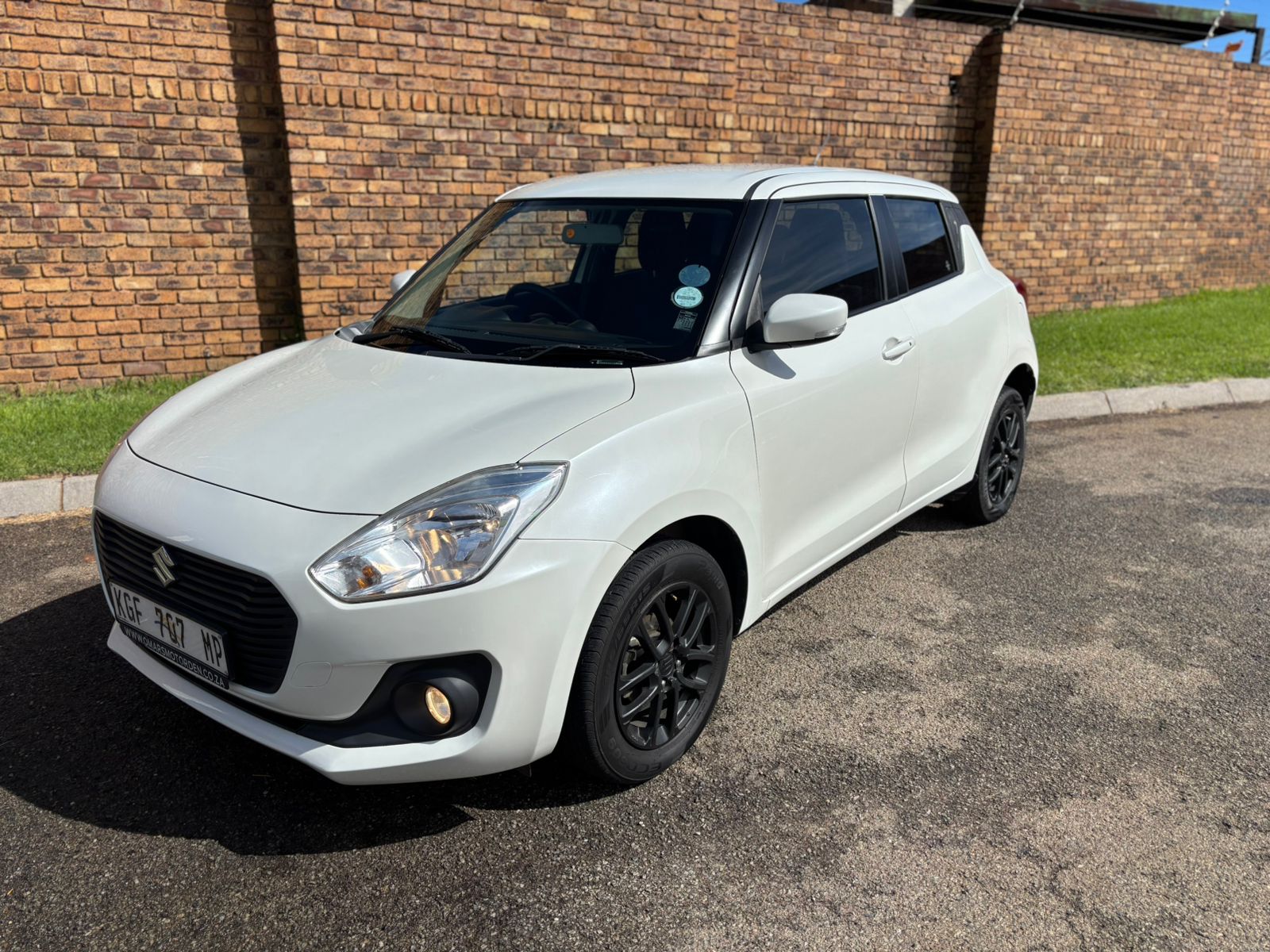 Used 2021 Suzuki Swift 1.2 GLX auto