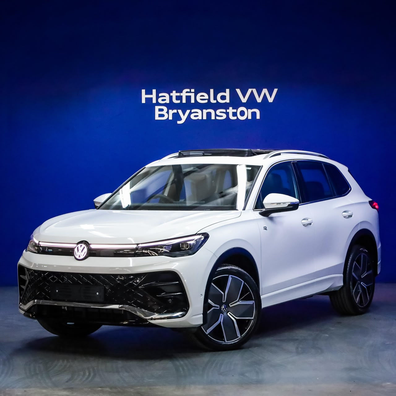 New 2026 Volkswagen Tiguan 2.0TSI R-Line 4Motion