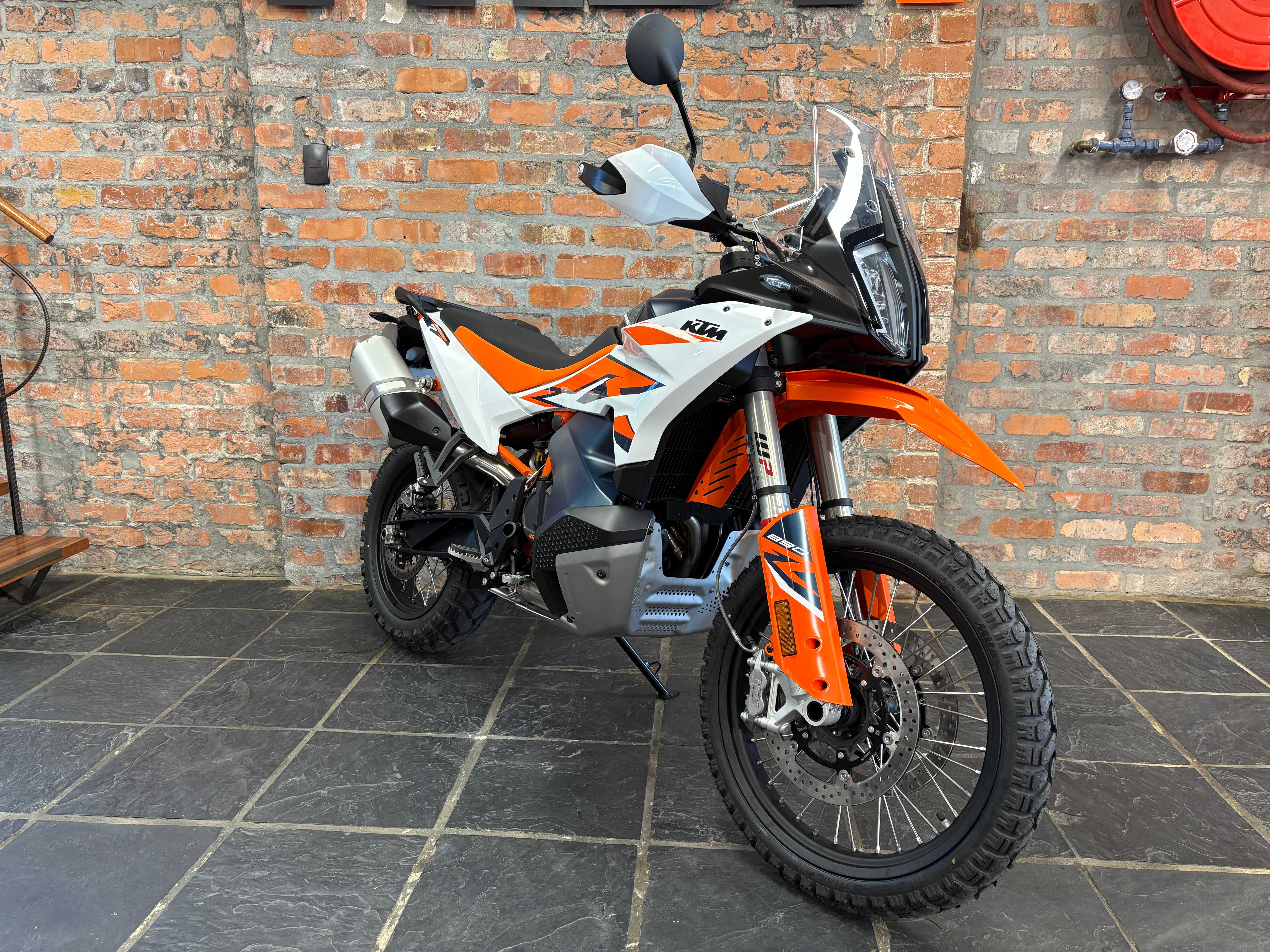 KTM 890 ADVENTURE R