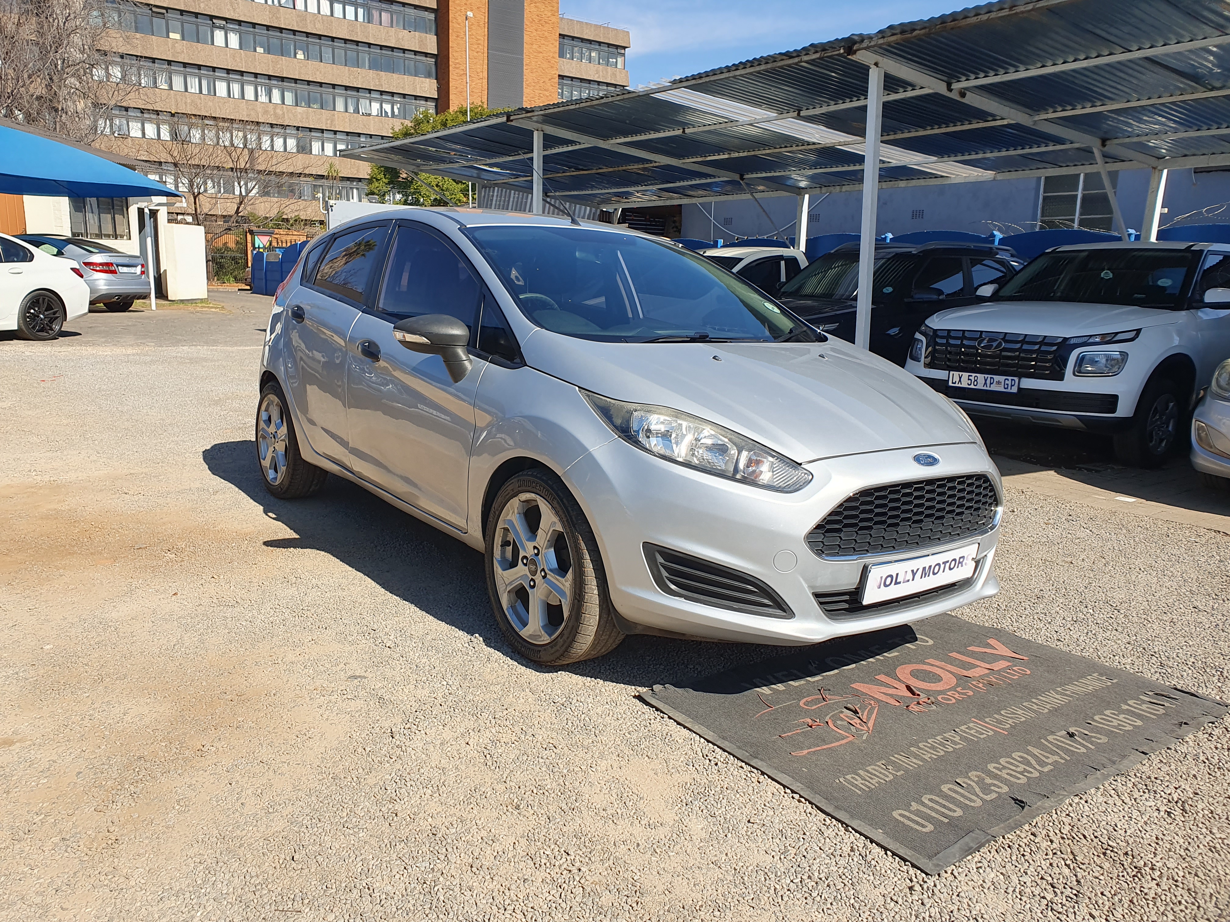 Used 2017 Ford Fiesta 5-door 1.0T Titanium