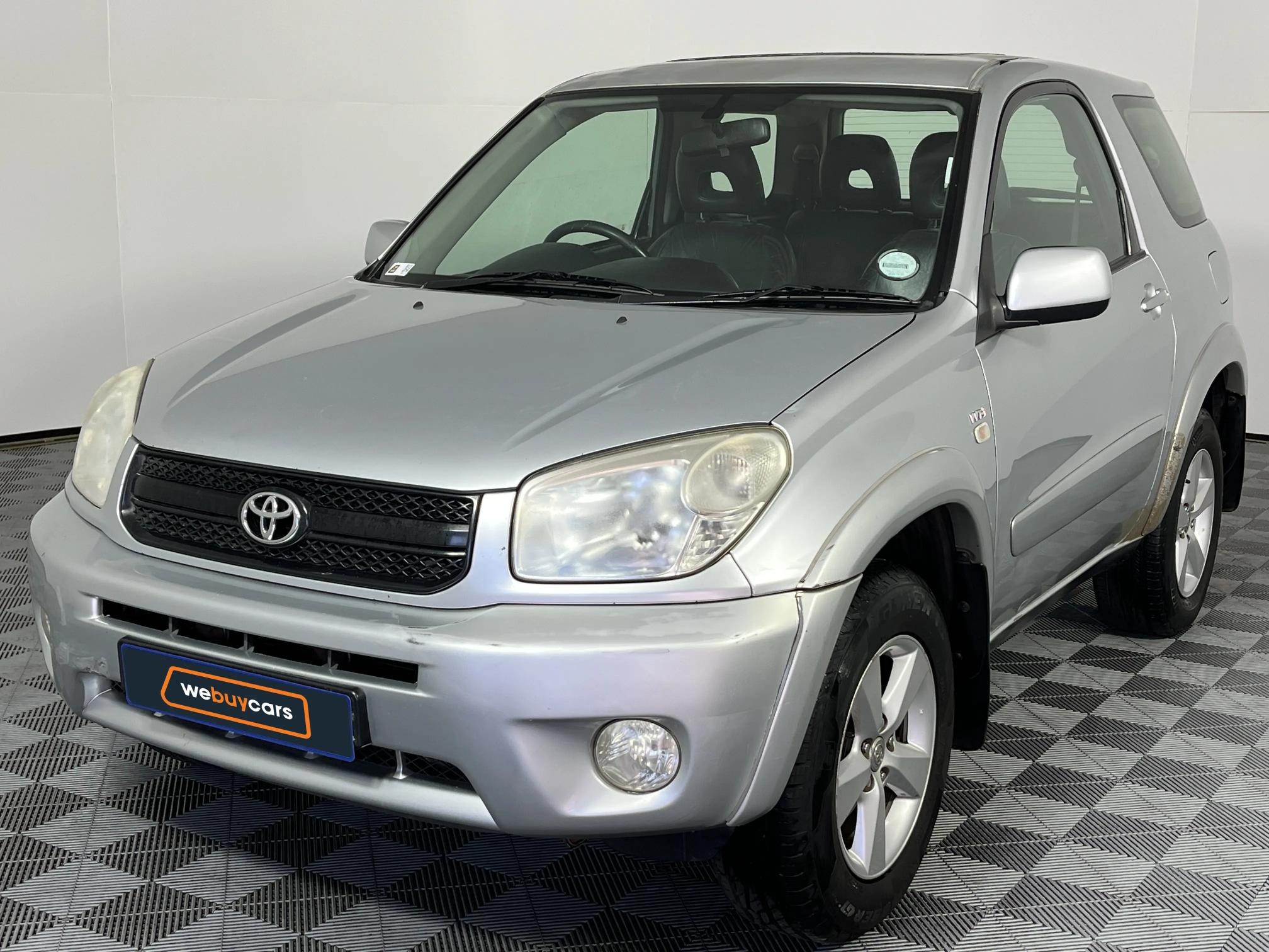 Used 2005 Toyota RAV4 180 3-door