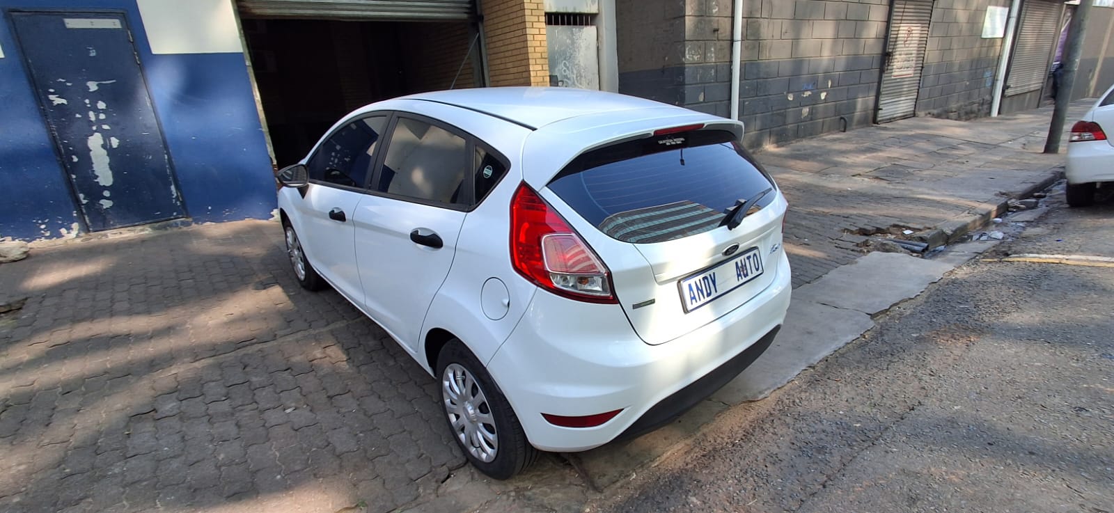 Used 2016 Ford Fiesta 5-door 1.0T Ambiente auto