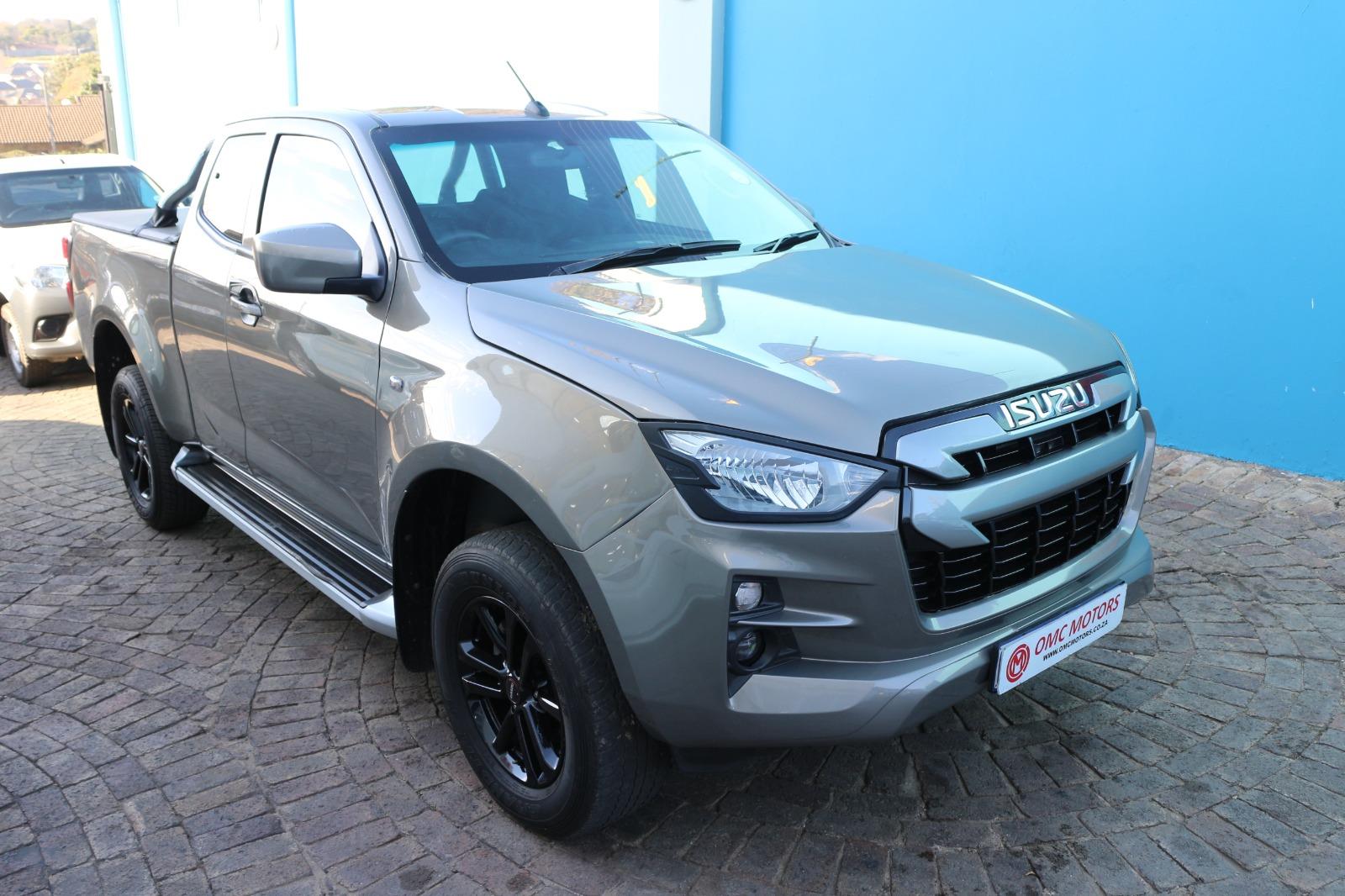 Used 2025 Isuzu D-Max 1.9TD double cab L manual