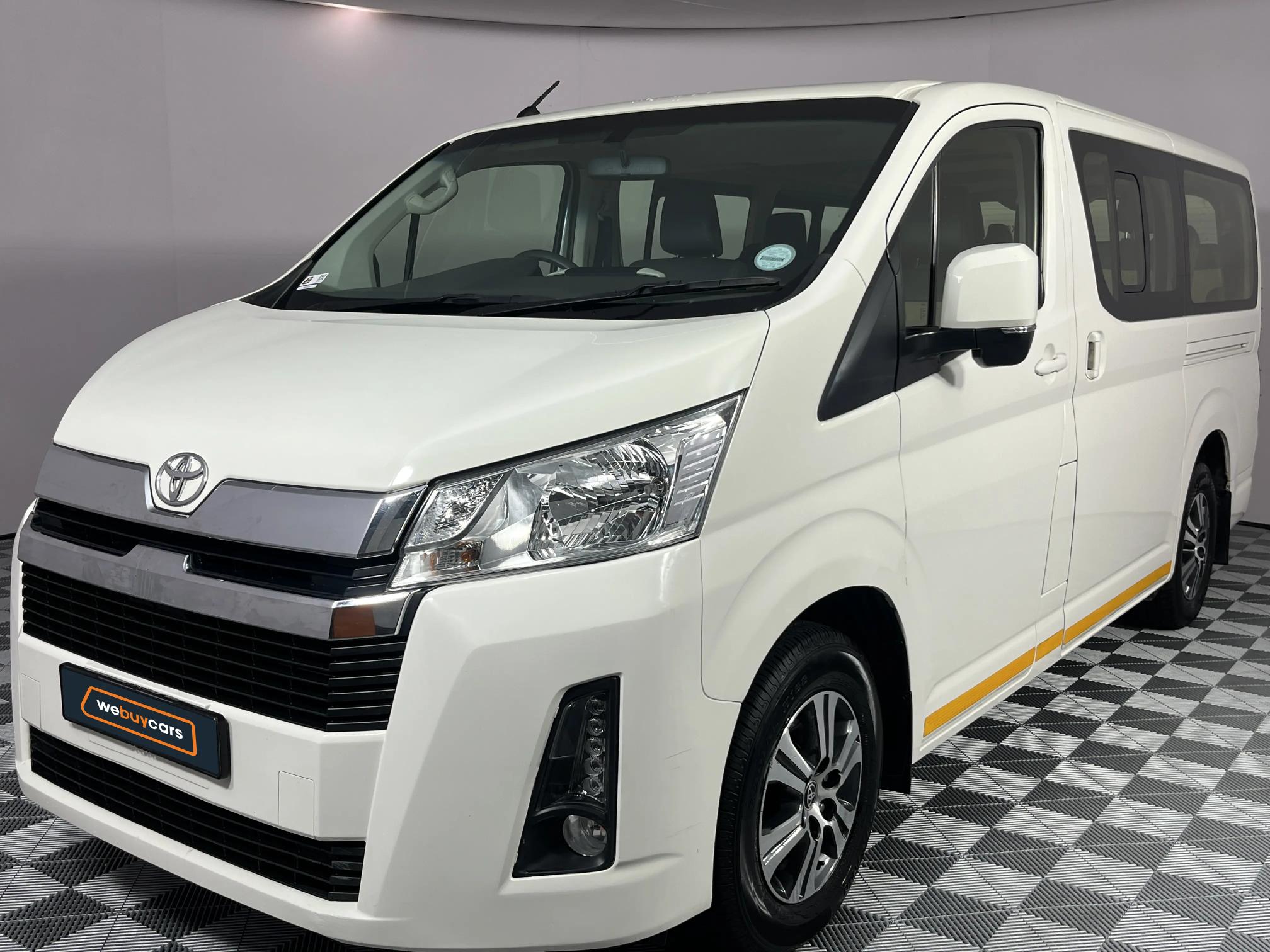 Used 2023 Toyota Quantum 2.8 LWB bus 11-seater GL