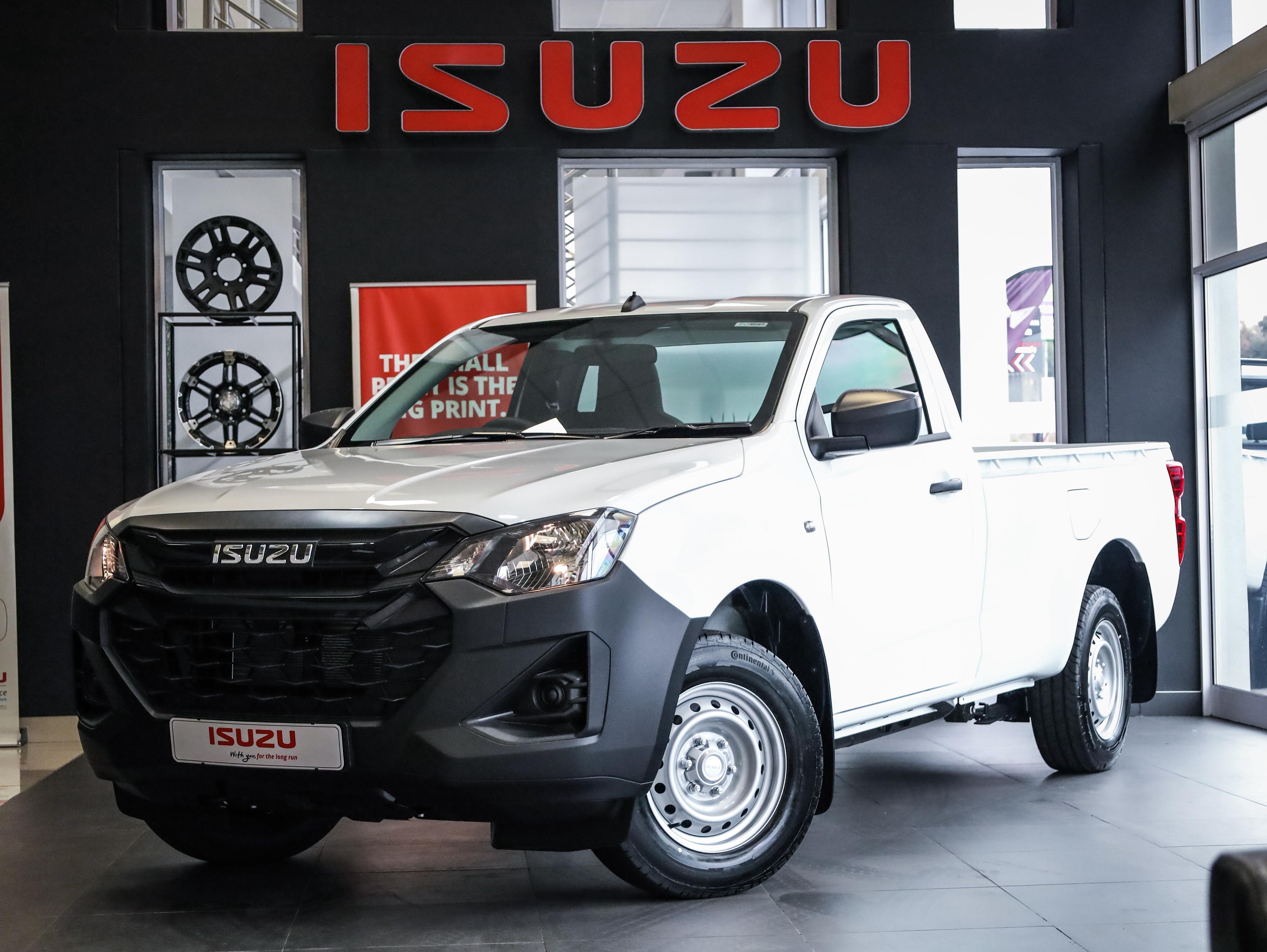 New 2026 Isuzu D-Max 1.9TD single cab low-rider