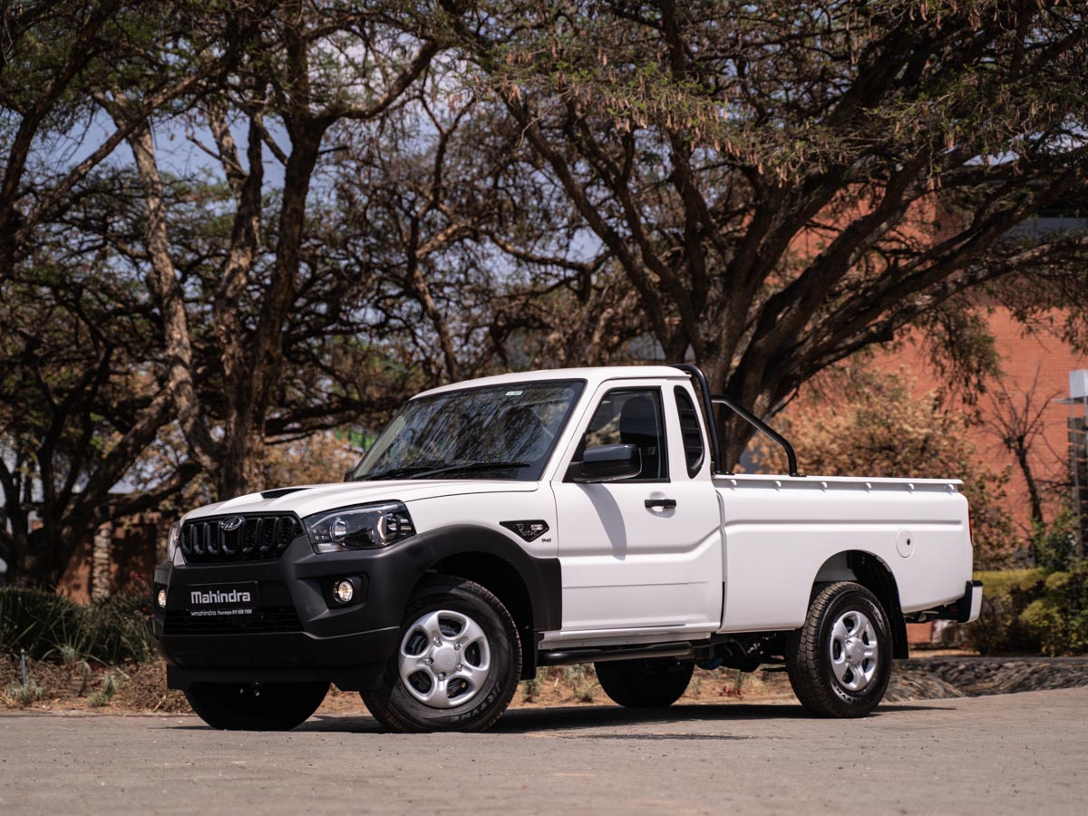 New 2026 Mahindra Pik Up 2.2CRDe single cab S4