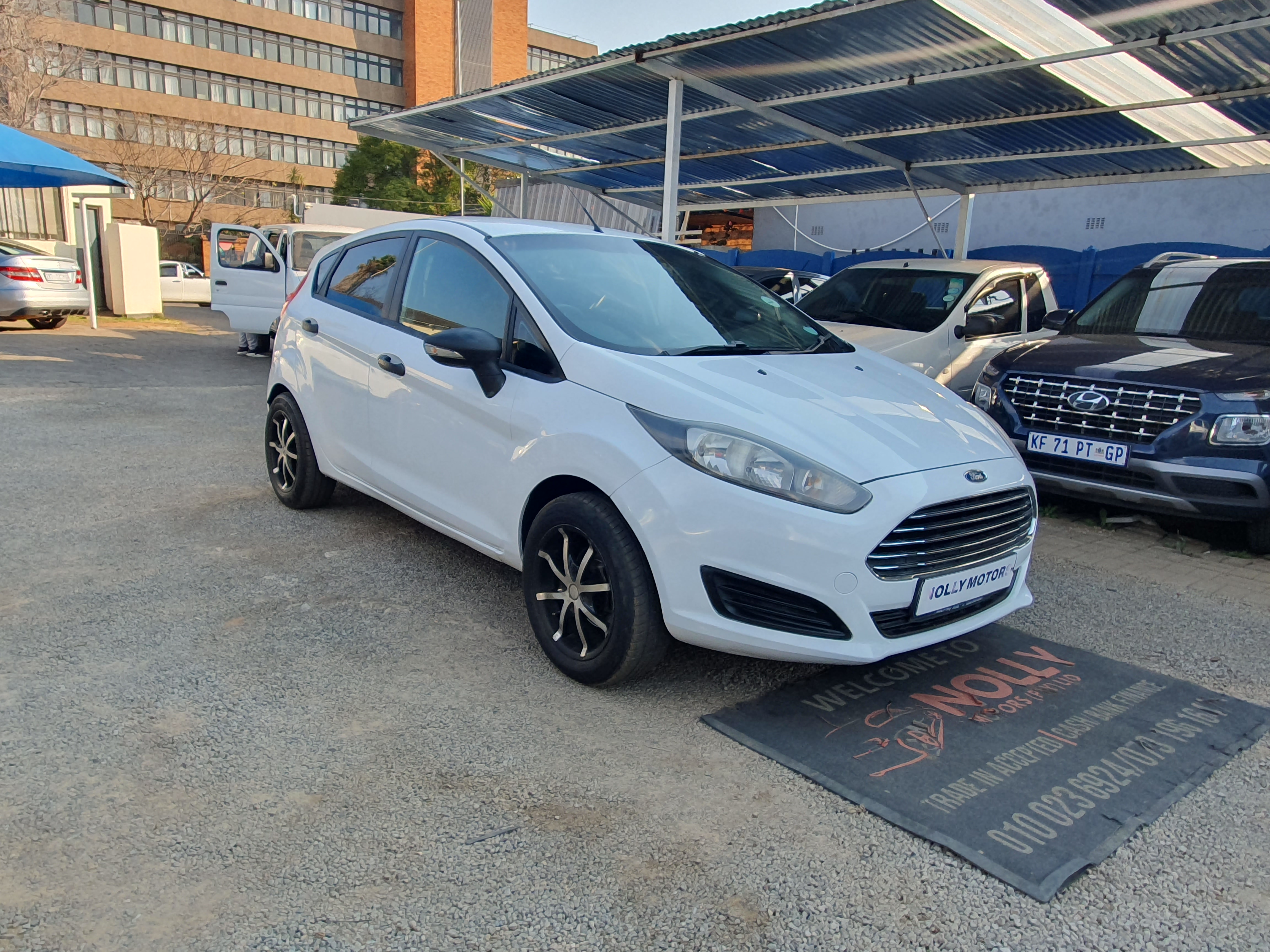 Used 2017 Ford Fiesta 5-door 1.4 Ambiente