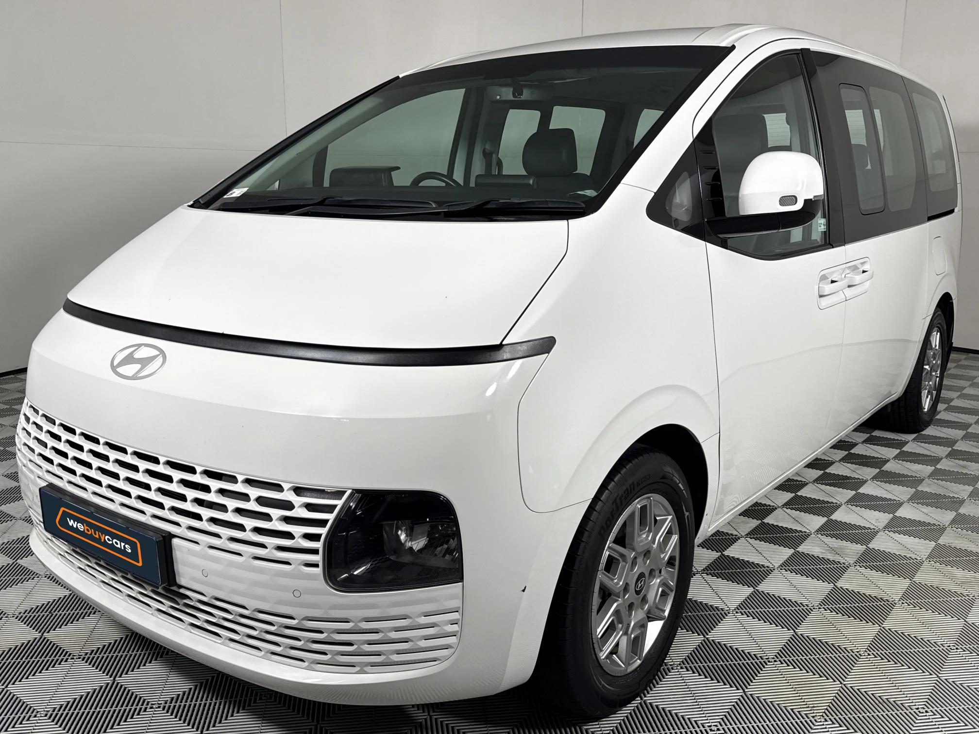 Used 2024 Hyundai Staria 2.2D Executive 9-seater