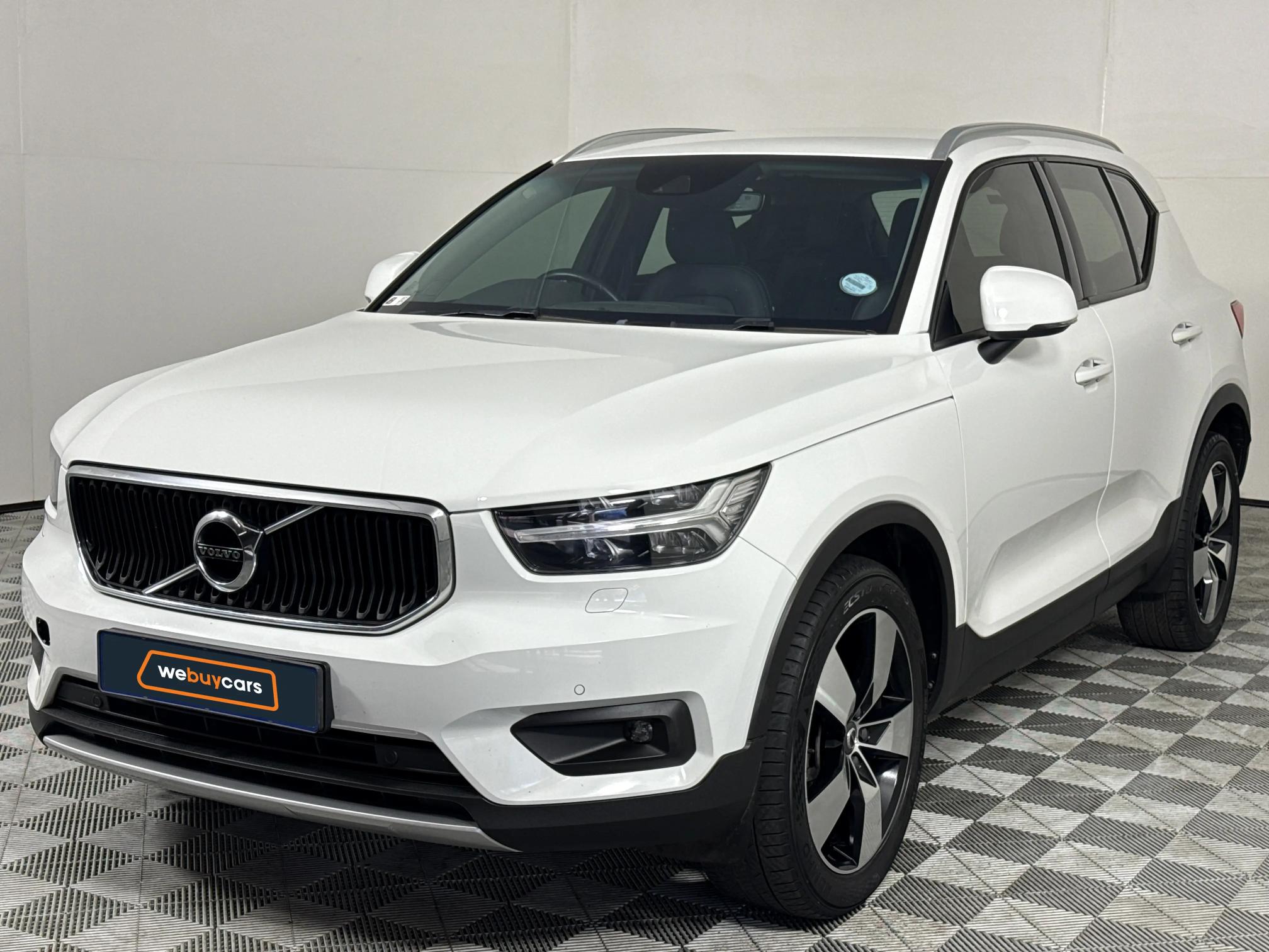 Used 2021 Volvo XC40 T3 Momentum