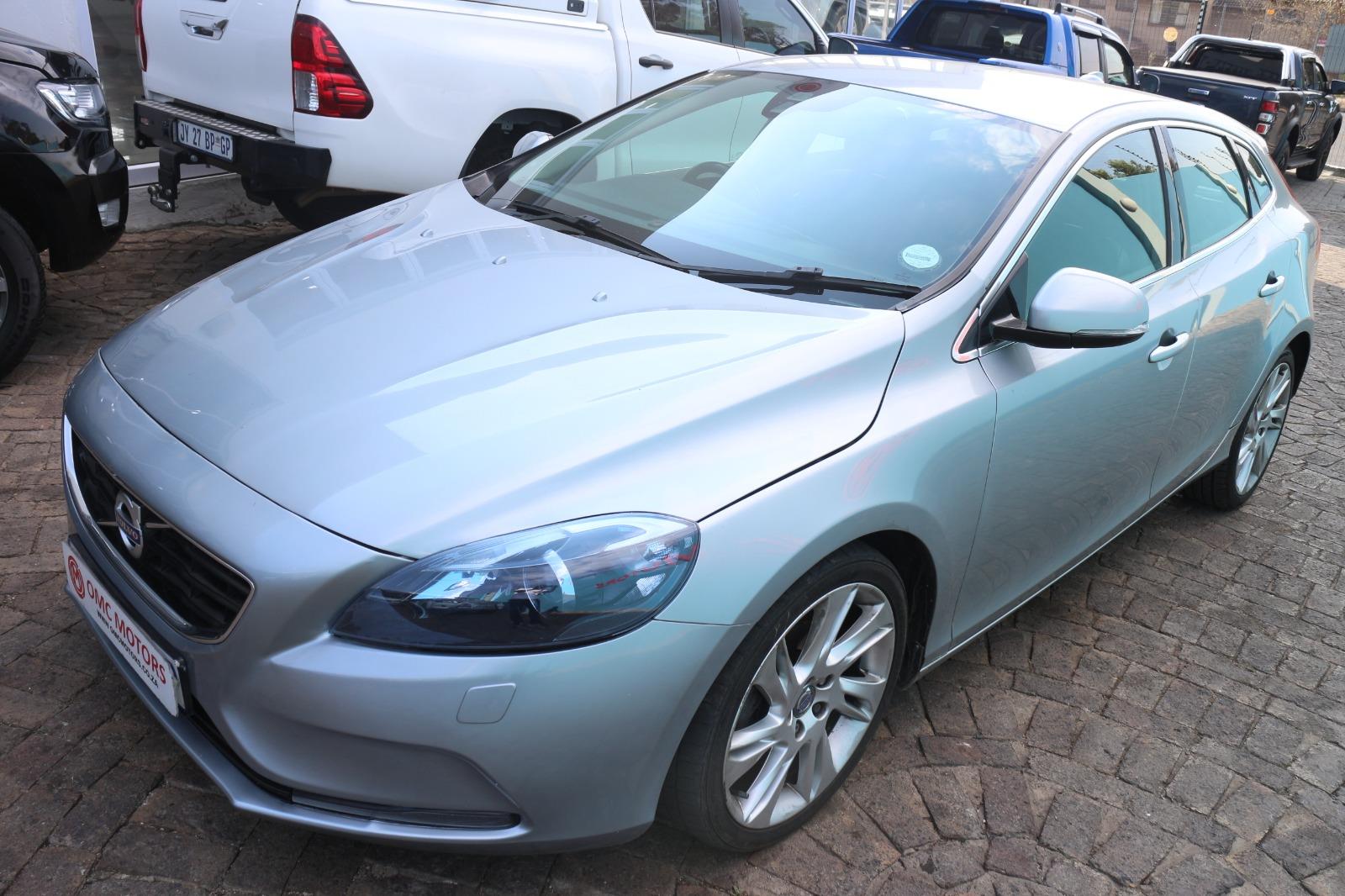 Used 2015 Volvo V40 D2 Inscription