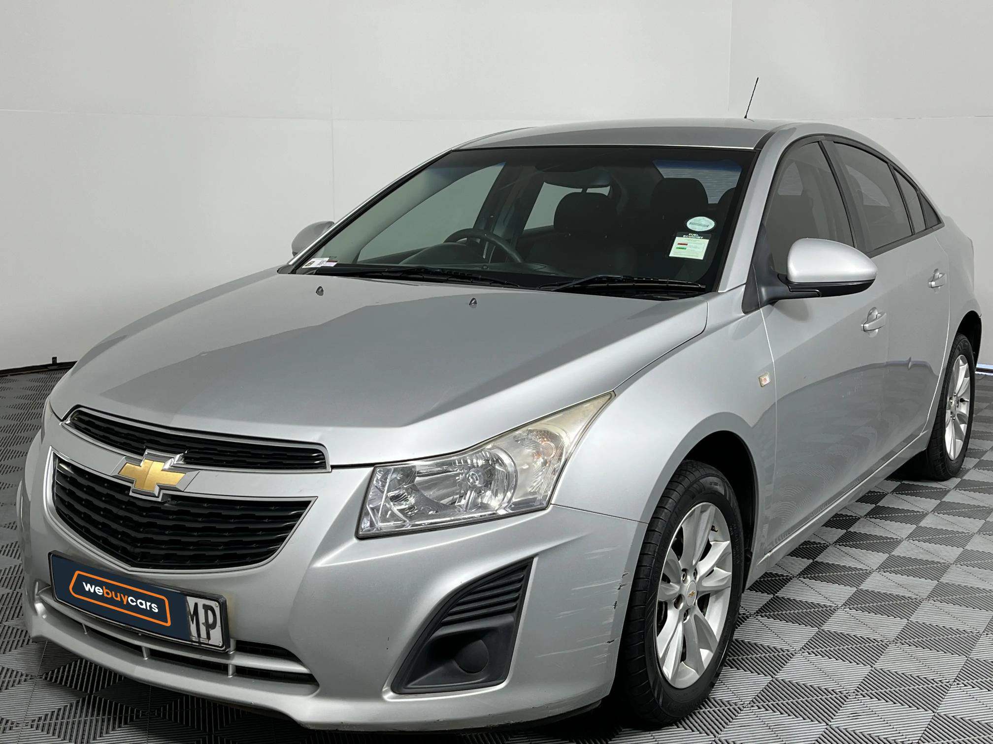 Used 2013 Chevrolet Cruze sedan 1.6 LS
