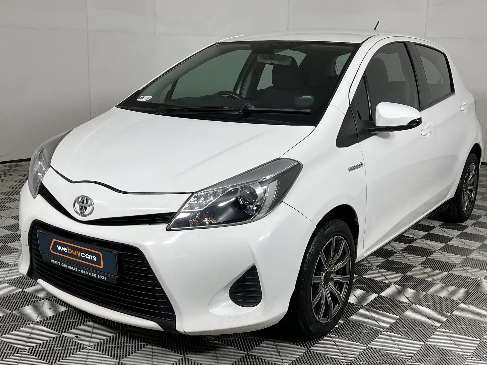Used 2014 Toyota Yaris 5-door XS HSD