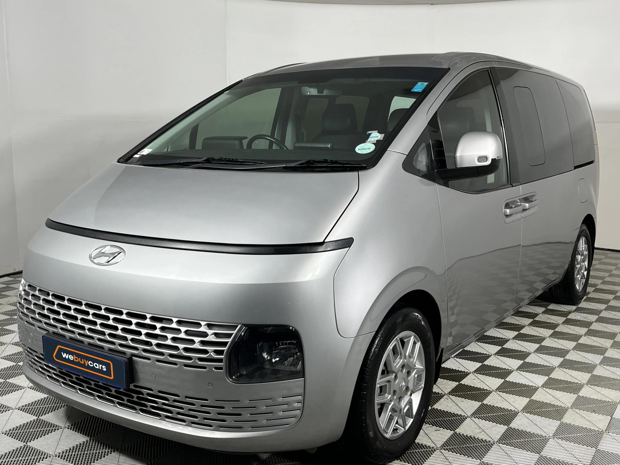 Used 2022 Hyundai Staria 2.2D Executive 9-seater