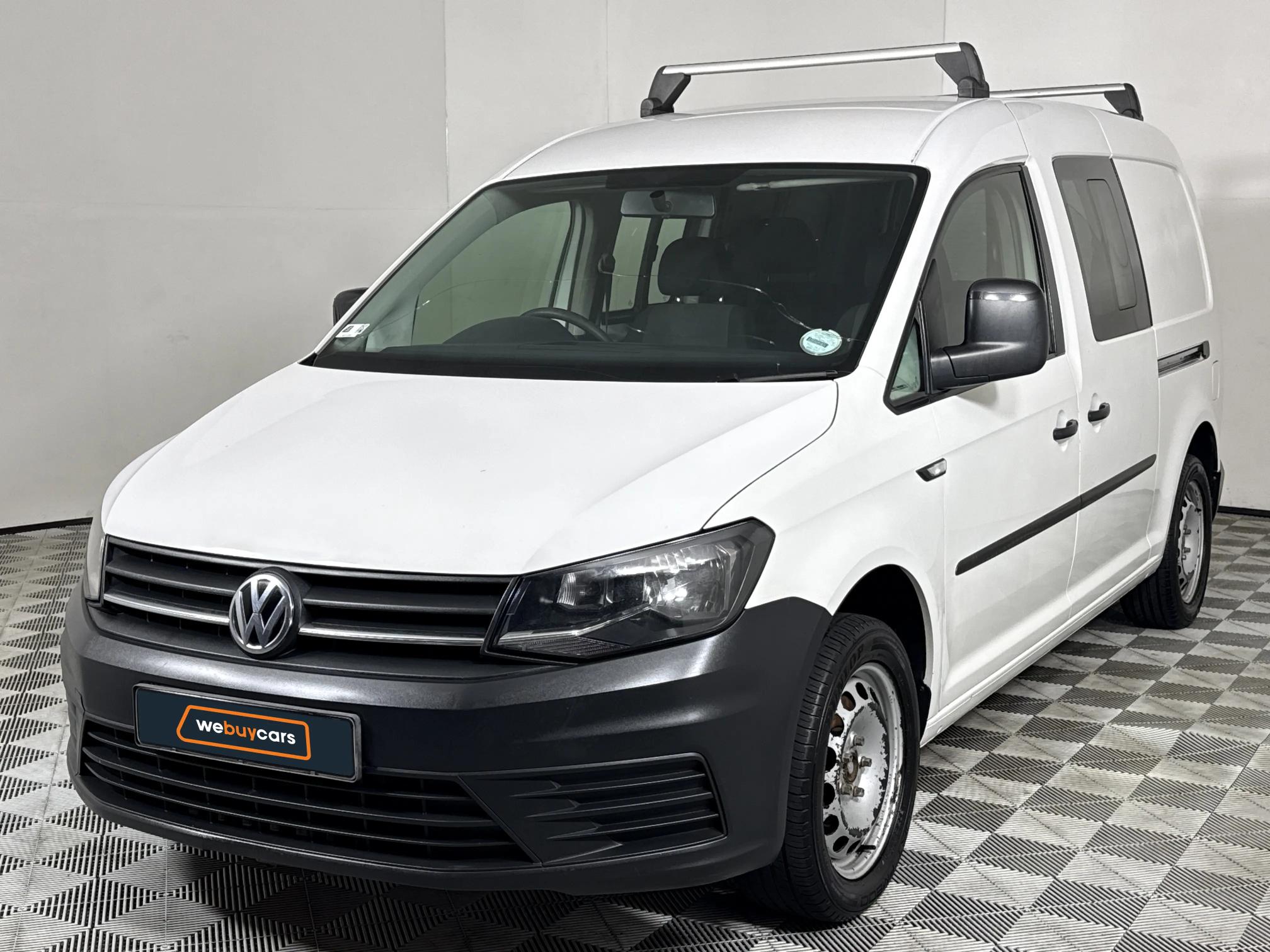 Used 2017 Volkswagen Caddy Maxi 2.0TDI crew bus