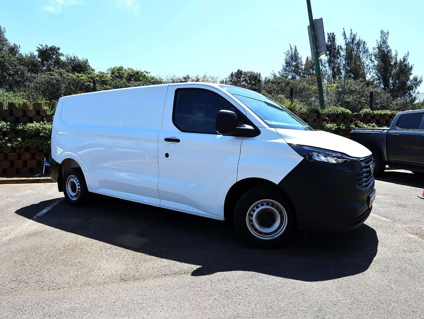 Used 2025 Ford Transit Custom 2.0SiT panel van LWB