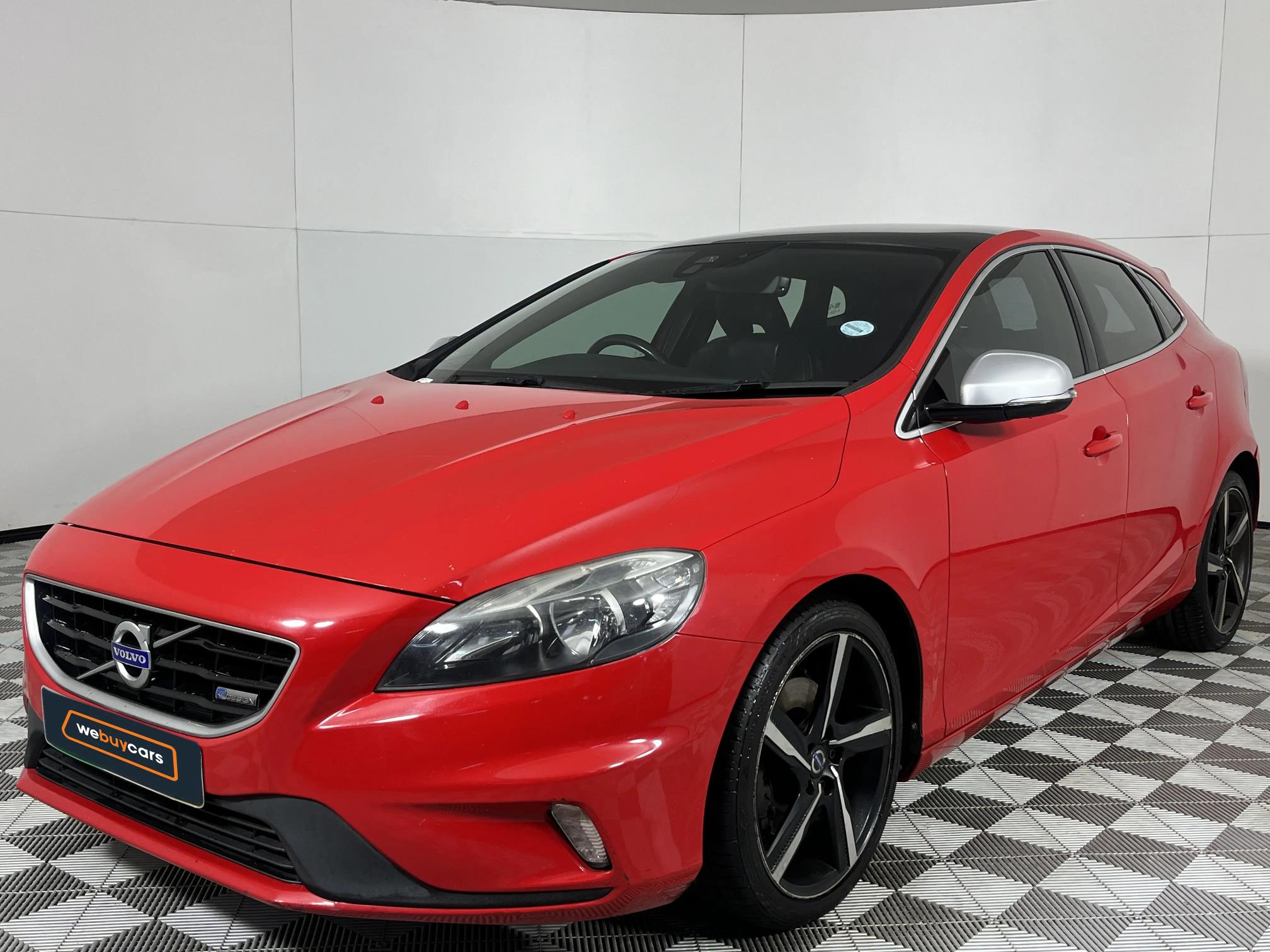 Used 2016 Volvo V40 T3 R-Design