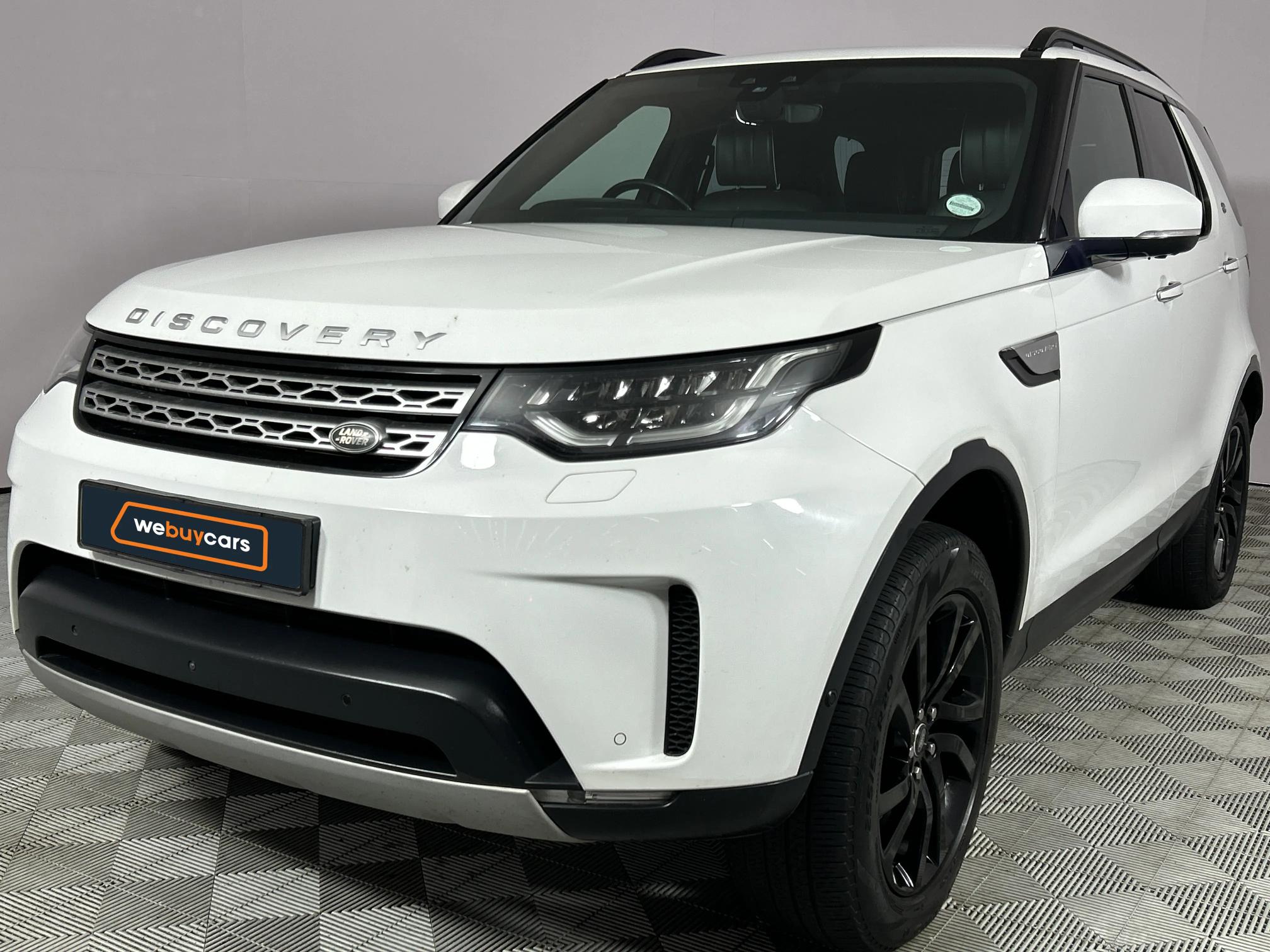 Used 2017 Land Rover Discovery HSE Luxury Td6