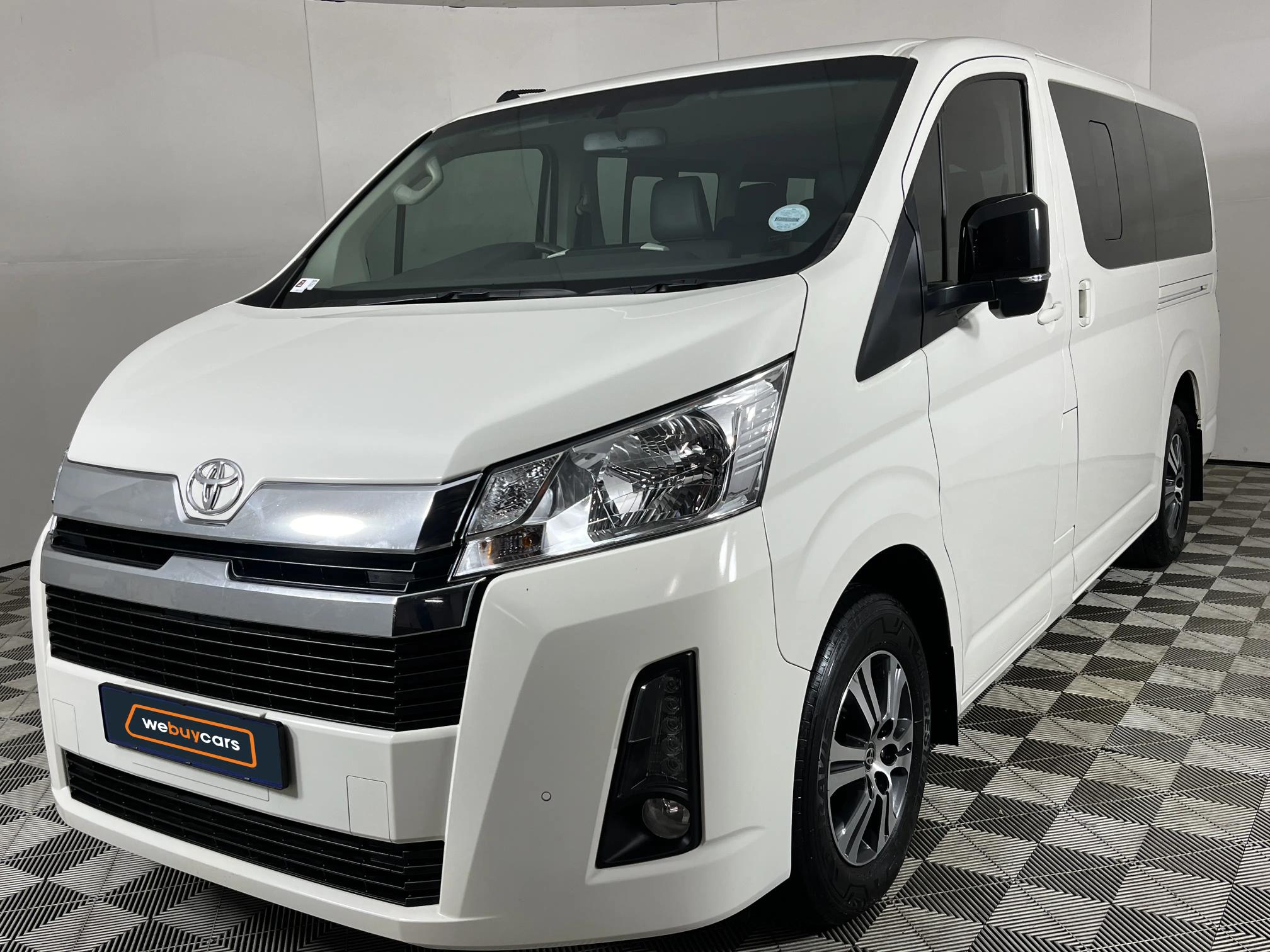 Used 2025 Toyota Quantum 2.8 LWB bus 11-seater GL