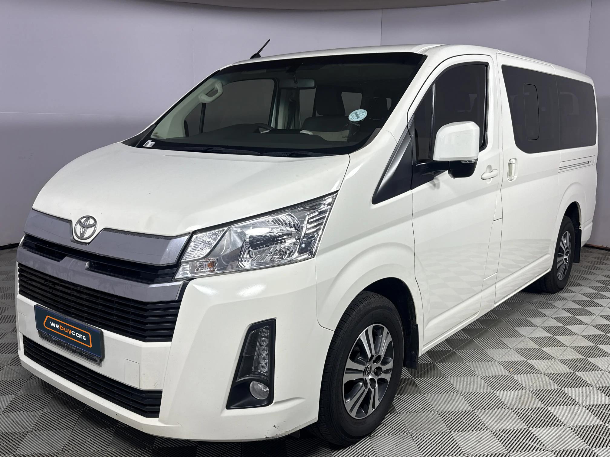 Used 2023 Toyota Quantum 2.8 LWB bus 11-seater GL