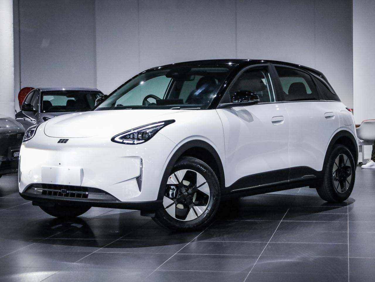 New 2026 Geely E2 Apex