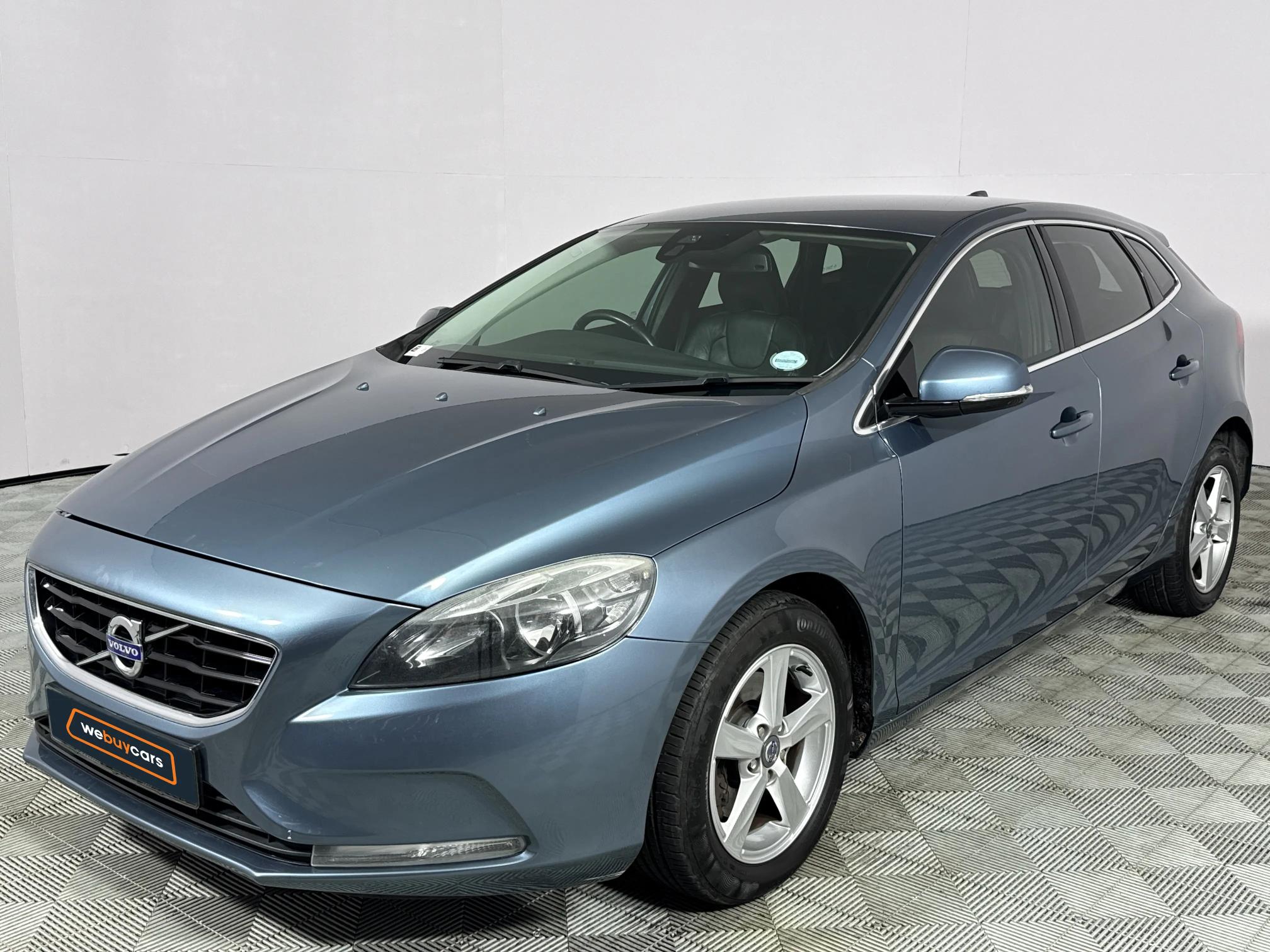 Used 2013 Volvo V40 T3 Essential